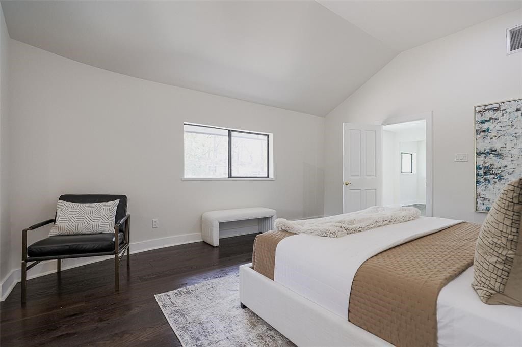 5614 Indian Circle, Houston, TX 77056 5614 Indian Circle, Houston, TX 77056