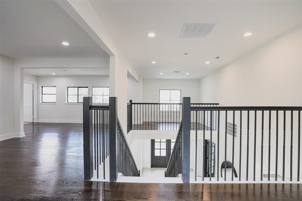 5614 Indian Circle, Houston, TX 77056 5614 Indian Circle, Houston, TX 77056