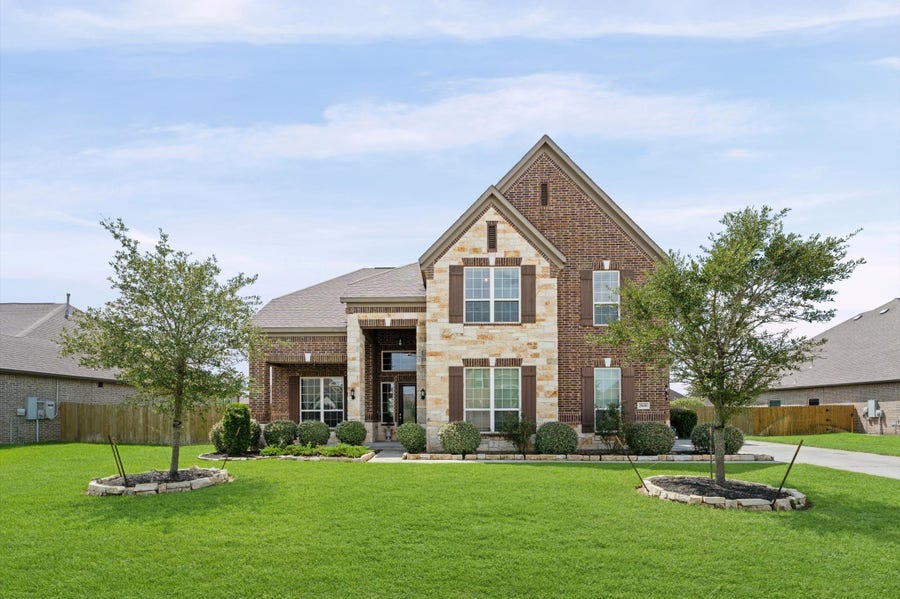 Property photo for 2806 Emerald Pines Lane, Iowa Colony, TX