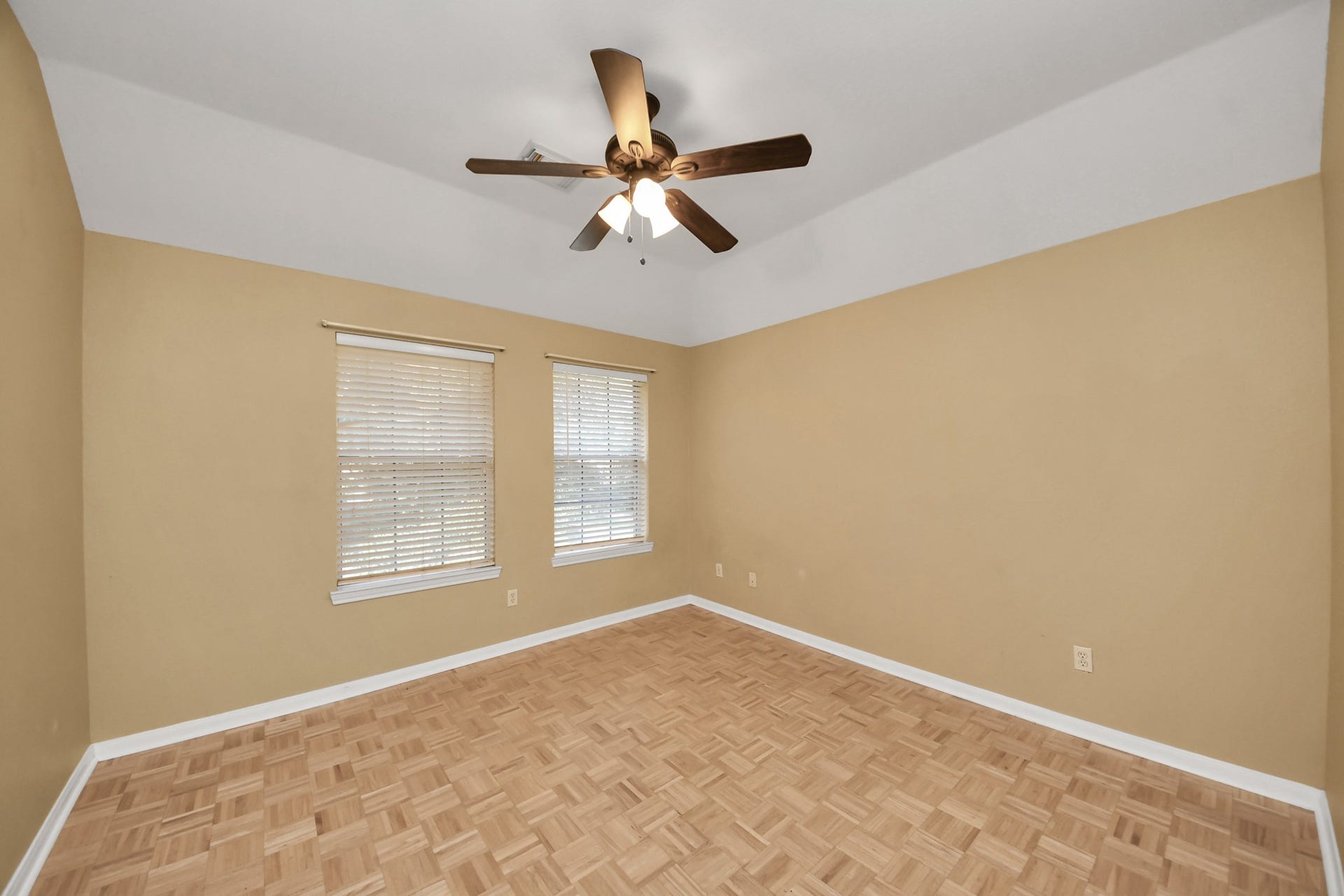 5211 Windcrest Court, Katy, TX 77450 5211 Windcrest Court, Katy, TX 77450