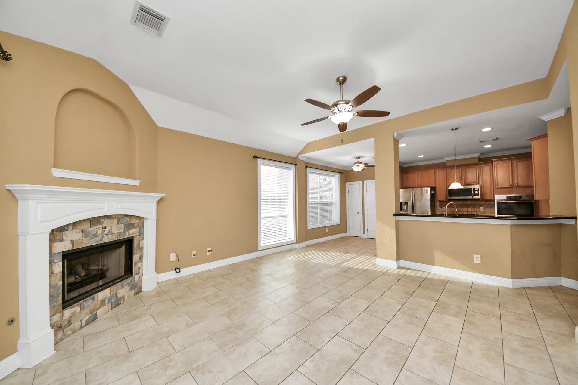 5211 Windcrest Court, Katy, TX 77450 5211 Windcrest Court, Katy, TX 77450