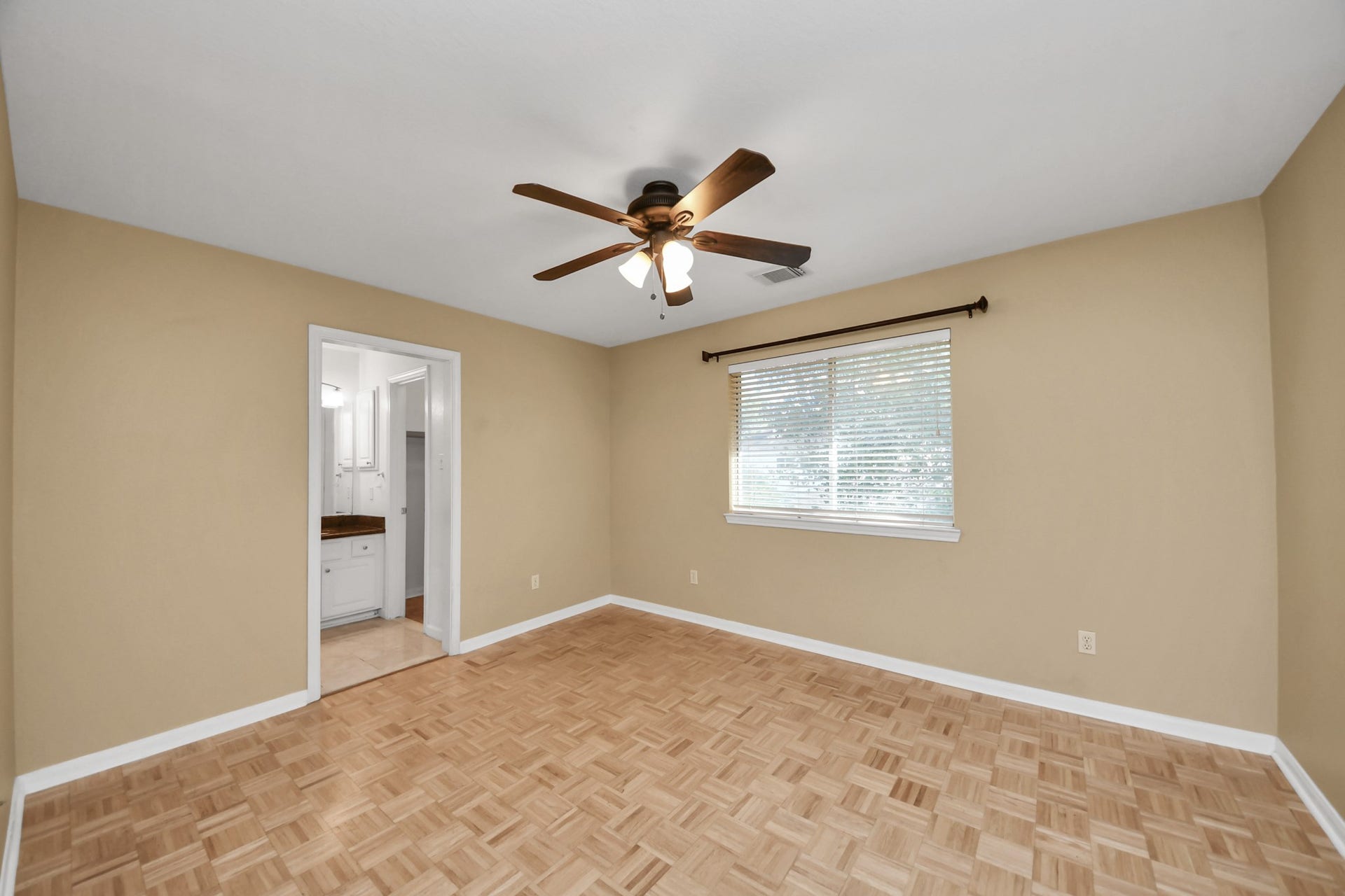 5211 Windcrest Court, Katy, TX 77450 5211 Windcrest Court, Katy, TX 77450