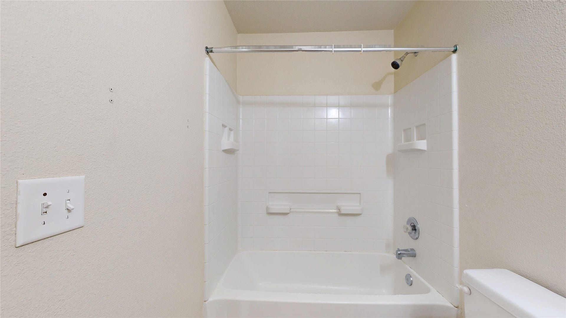 16510 Mandate Drive, Houston, TX 77049