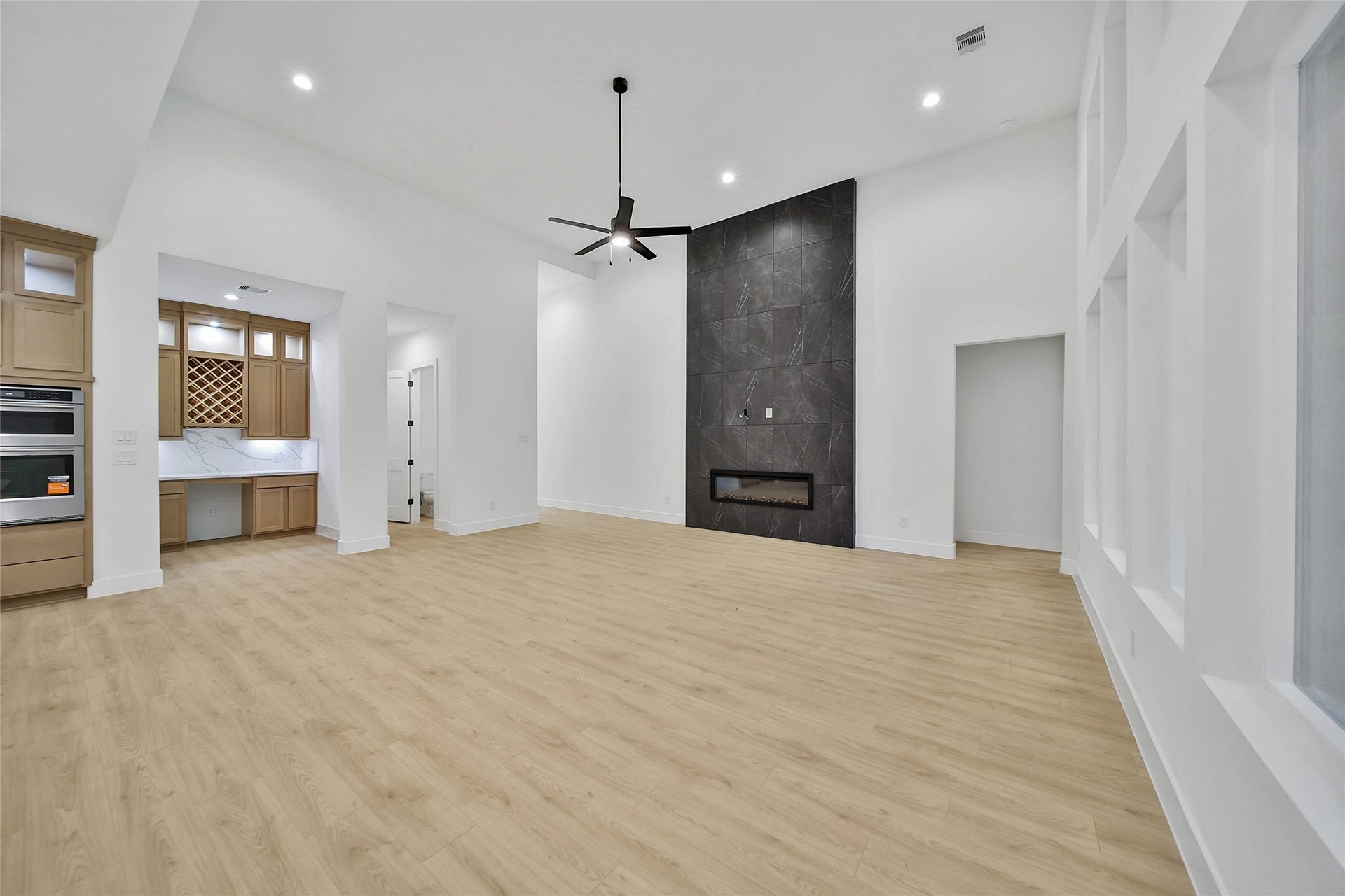 352 Louvenia Court, Pinehurst, TX 77362 352 Louvenia Court, Pinehurst, TX 77362