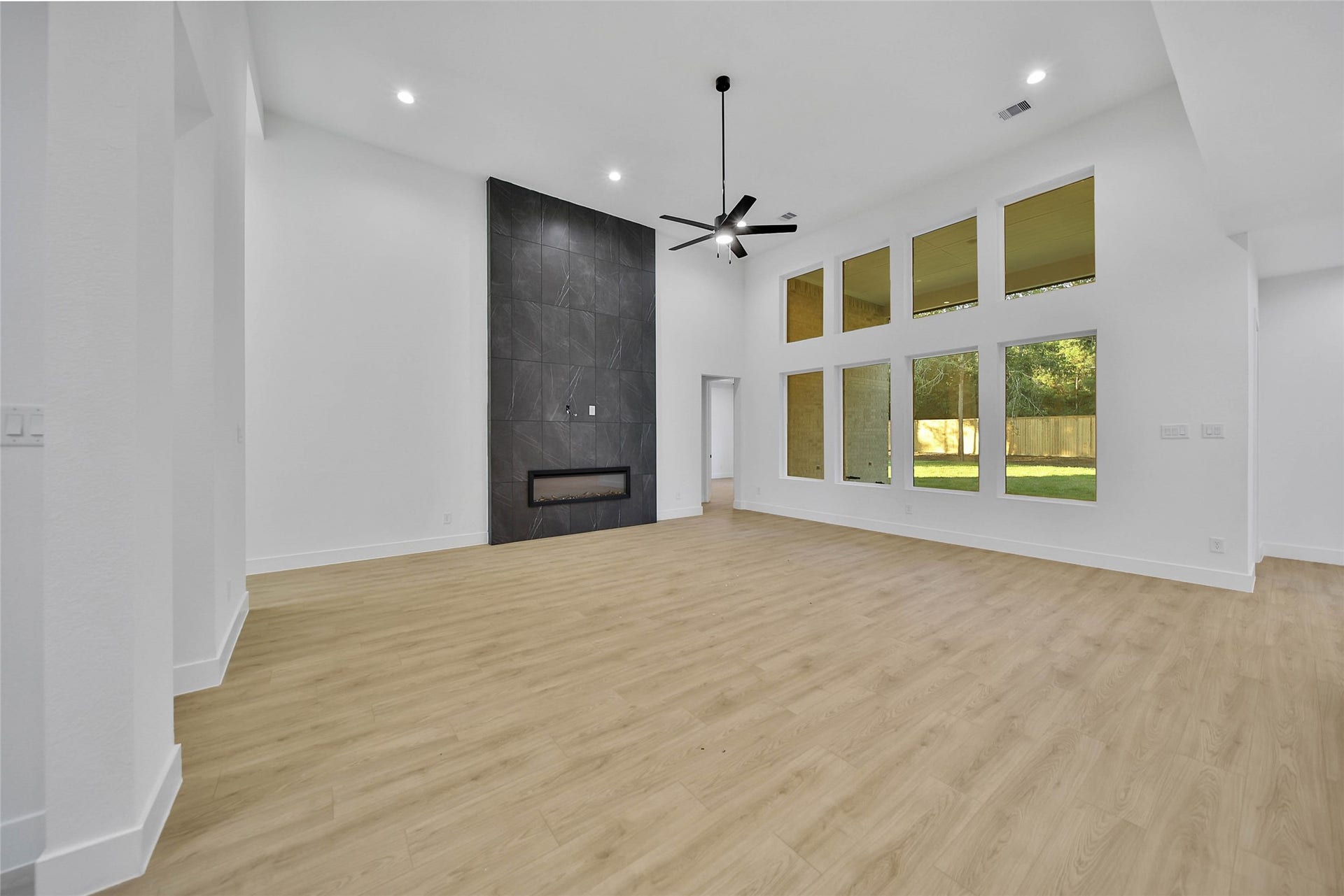 352 Louvenia Court, Pinehurst, TX 77362 352 Louvenia Court, Pinehurst, TX 77362