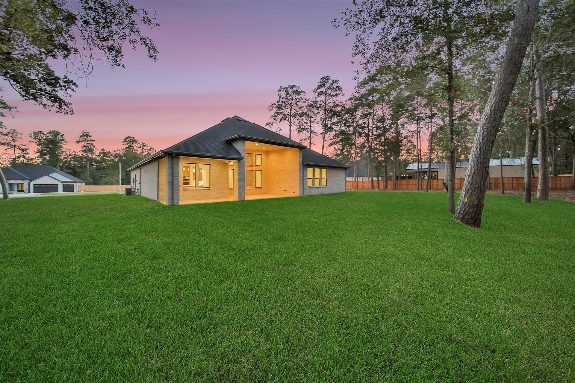 352 Louvenia Court, Pinehurst, TX 77362 352 Louvenia Court, Pinehurst, TX 77362