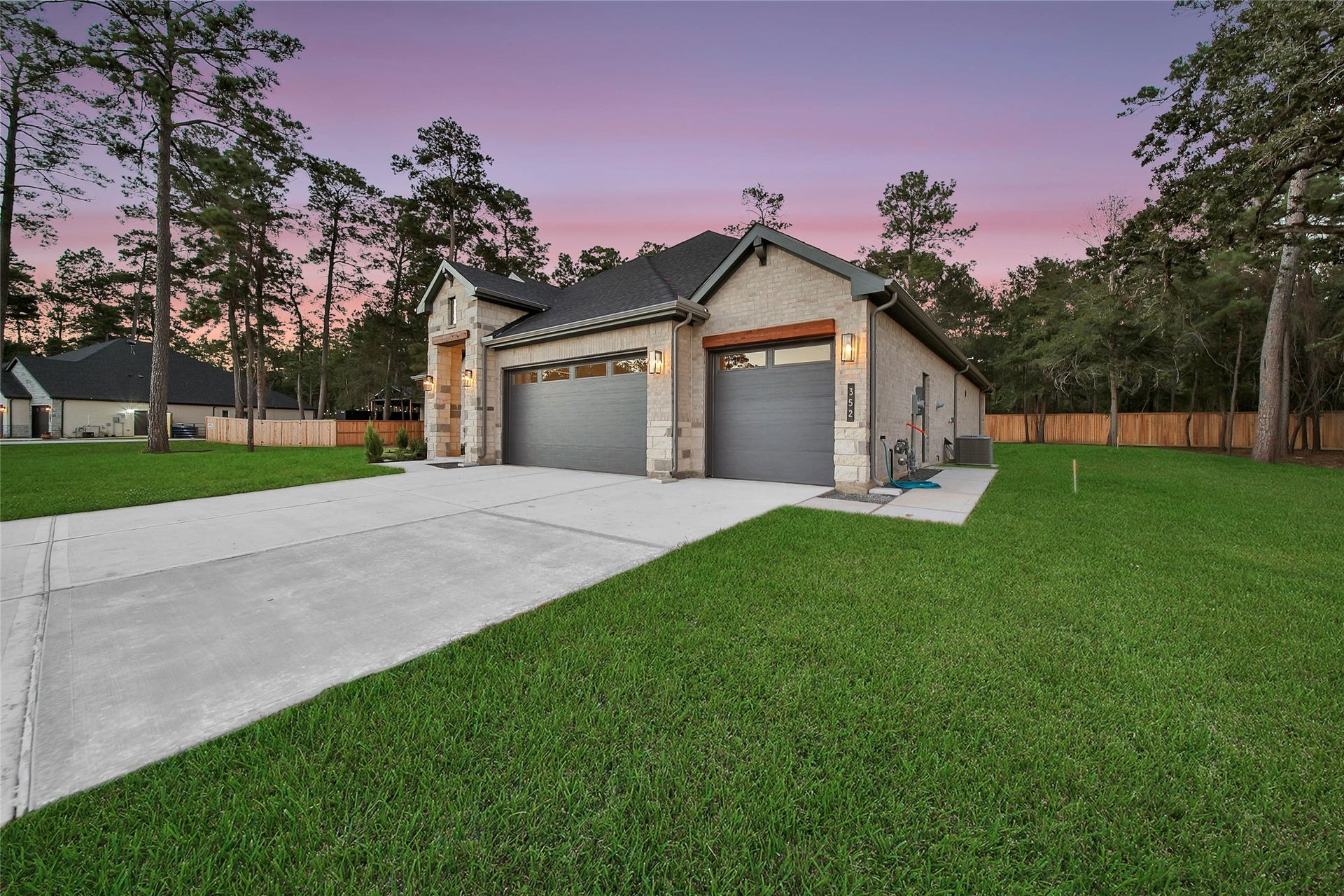 352 Louvenia Court, Pinehurst, TX 77362 352 Louvenia Court, Pinehurst, TX 77362