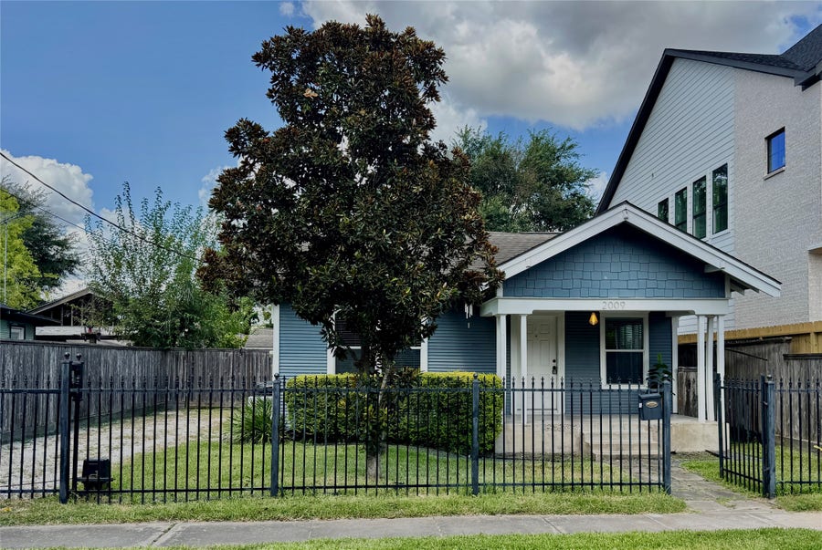 Property photo for 2009 Singleton Street, Houston, TX