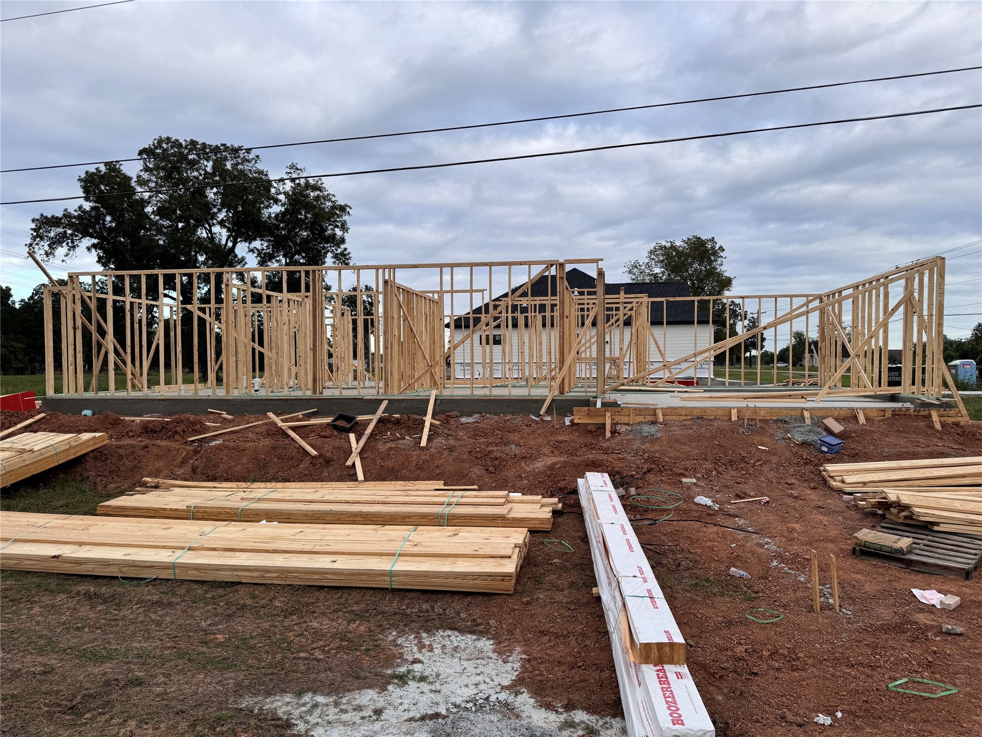 1580 Quarter Horse Trail, Angleton, TX 77515 Side view