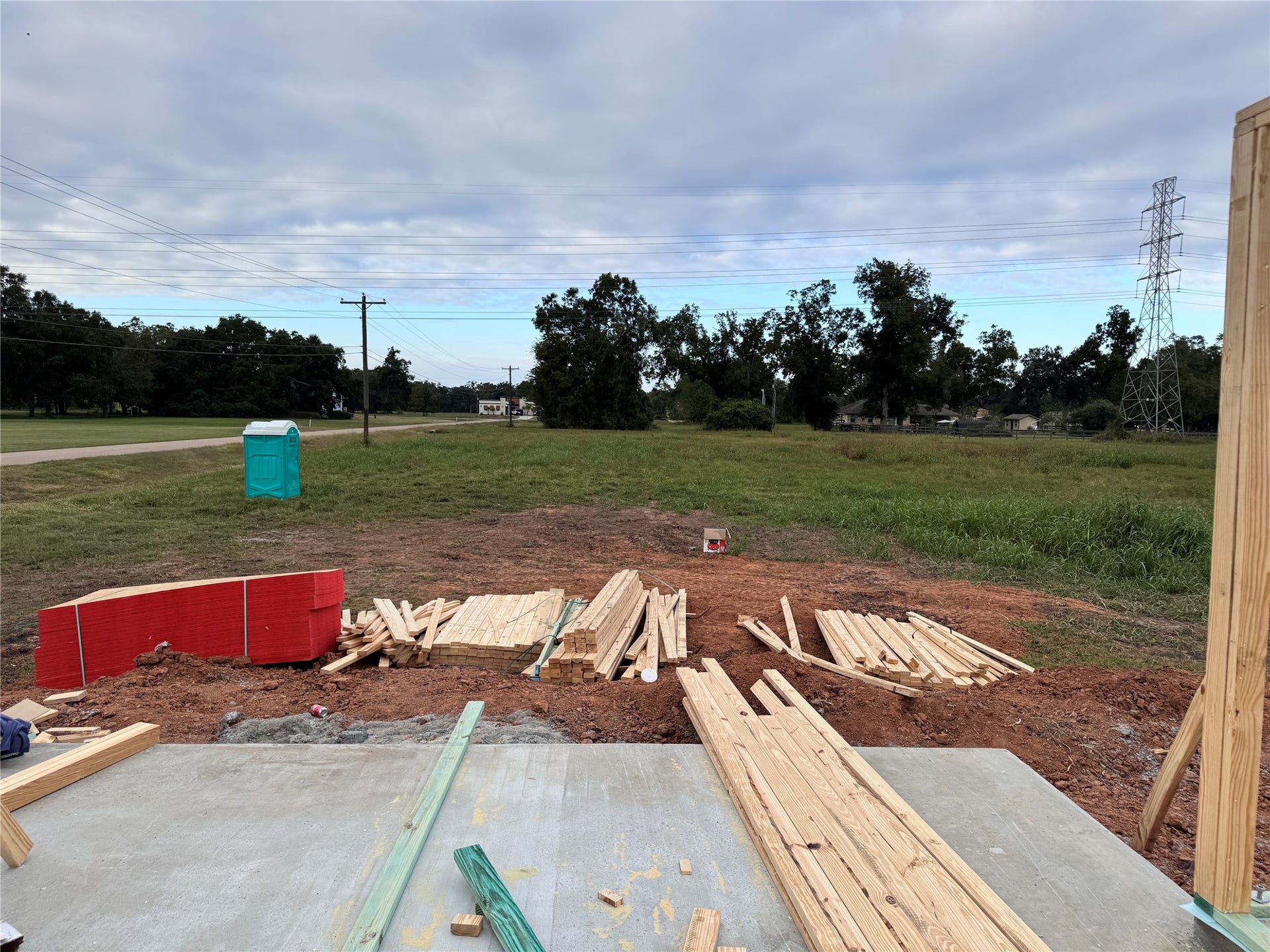 1580 Quarter Horse Trail, Angleton, TX 77515 Back Porch view