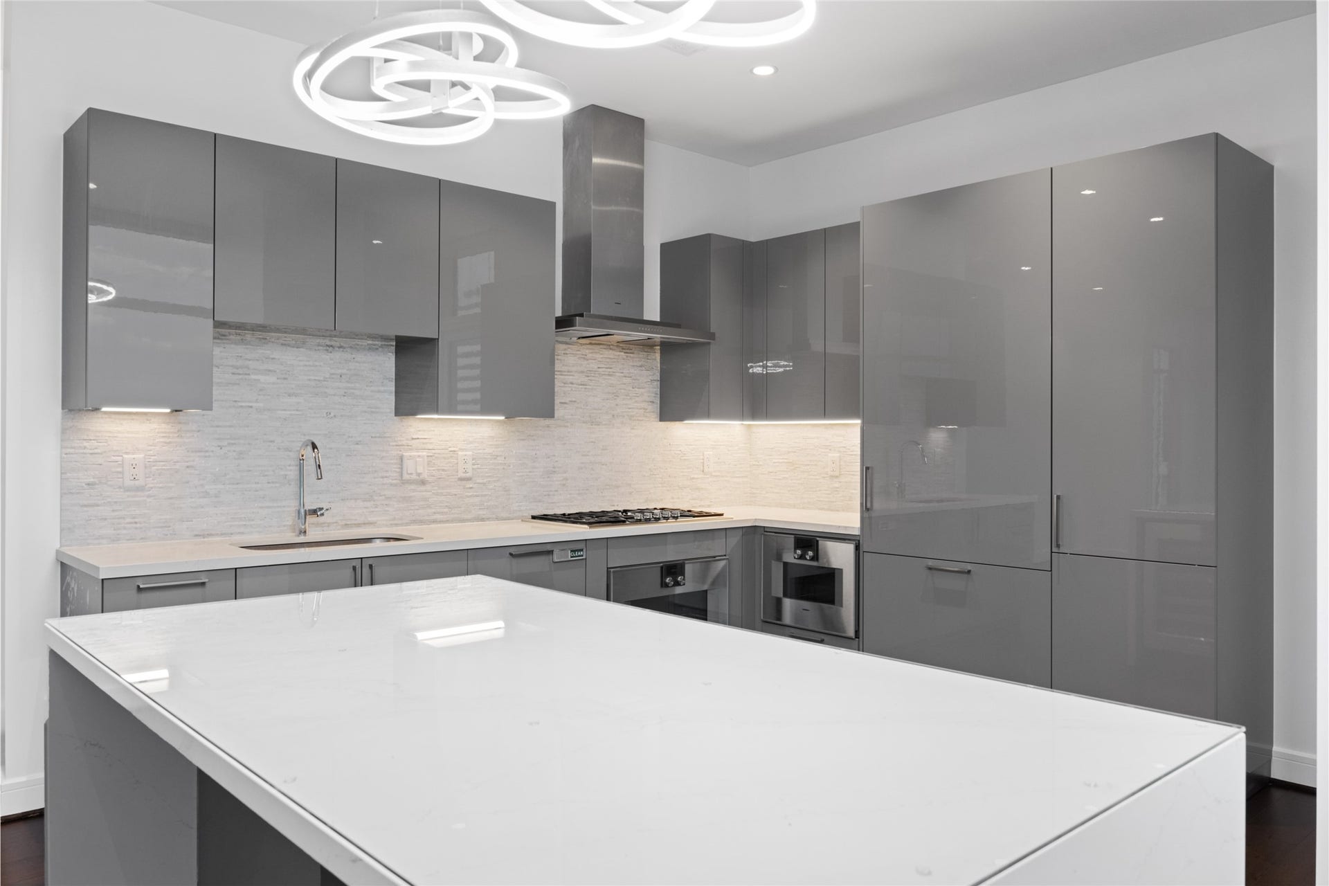 4521 San Felipe Street, #1903, Houston, TX 77027 4521 San Felipe Street, #1903, Houston, TX 77027