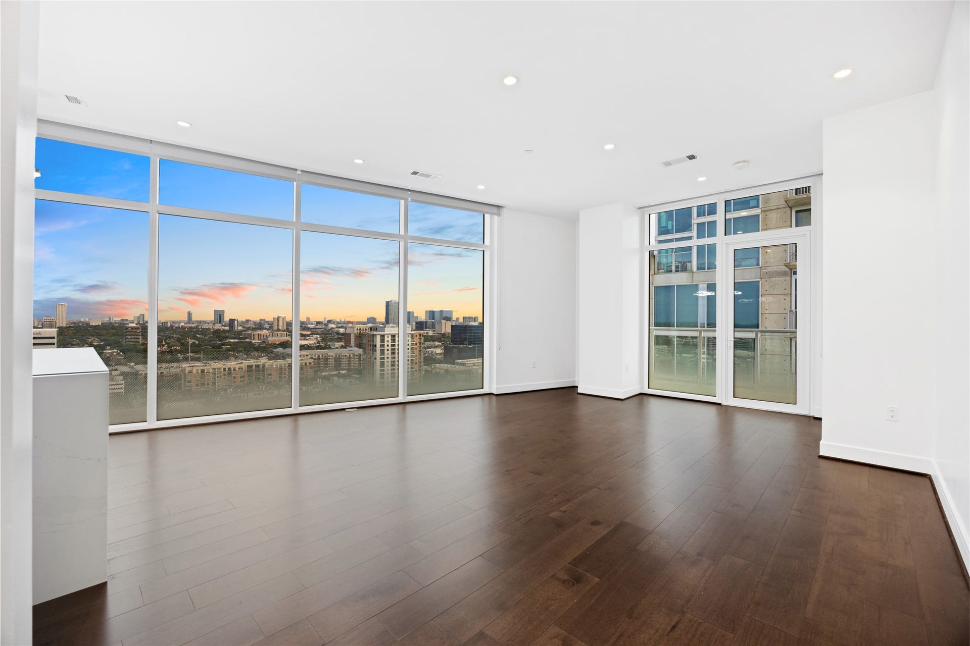 4521 San Felipe Street, #1903, Houston, TX 77027 4521 San Felipe Street, #1903, Houston, TX 77027