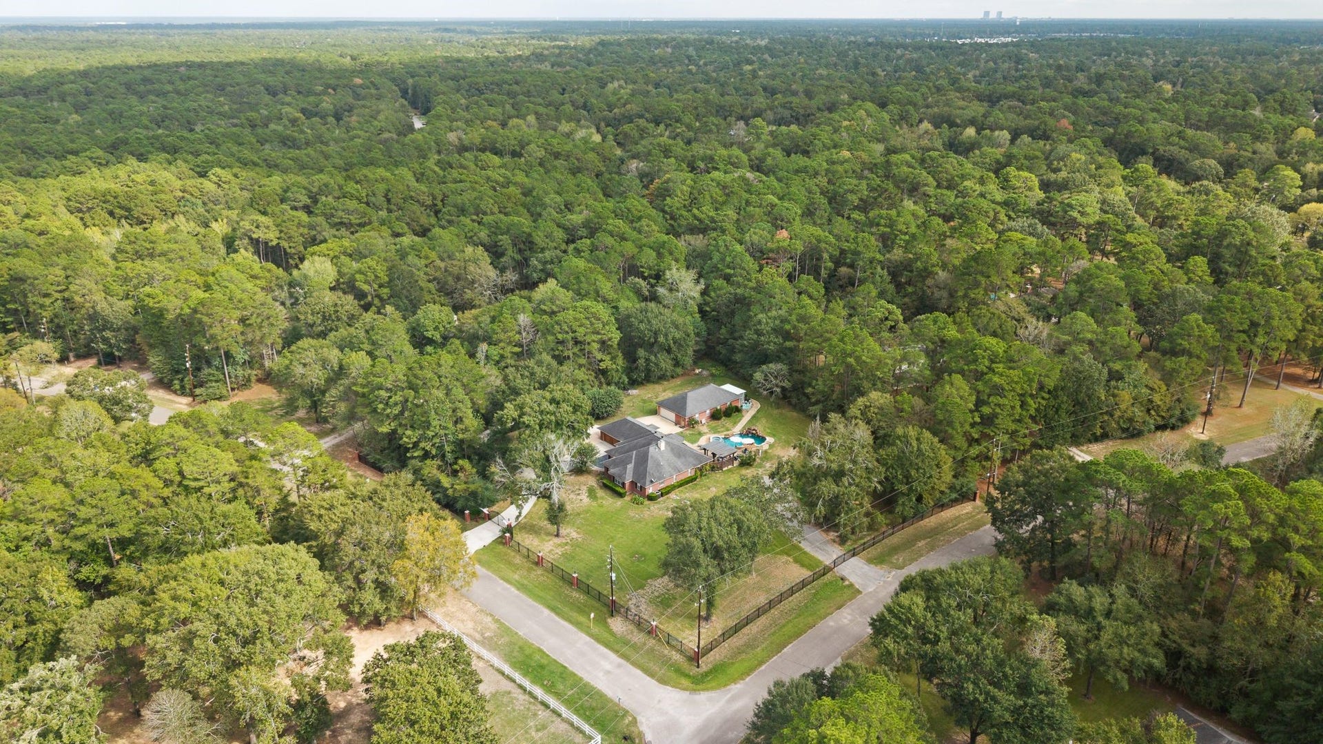 1702 Country Creek Court, Magnolia, TX 77354 1702 Country Creek Court, Magnolia, TX 77354