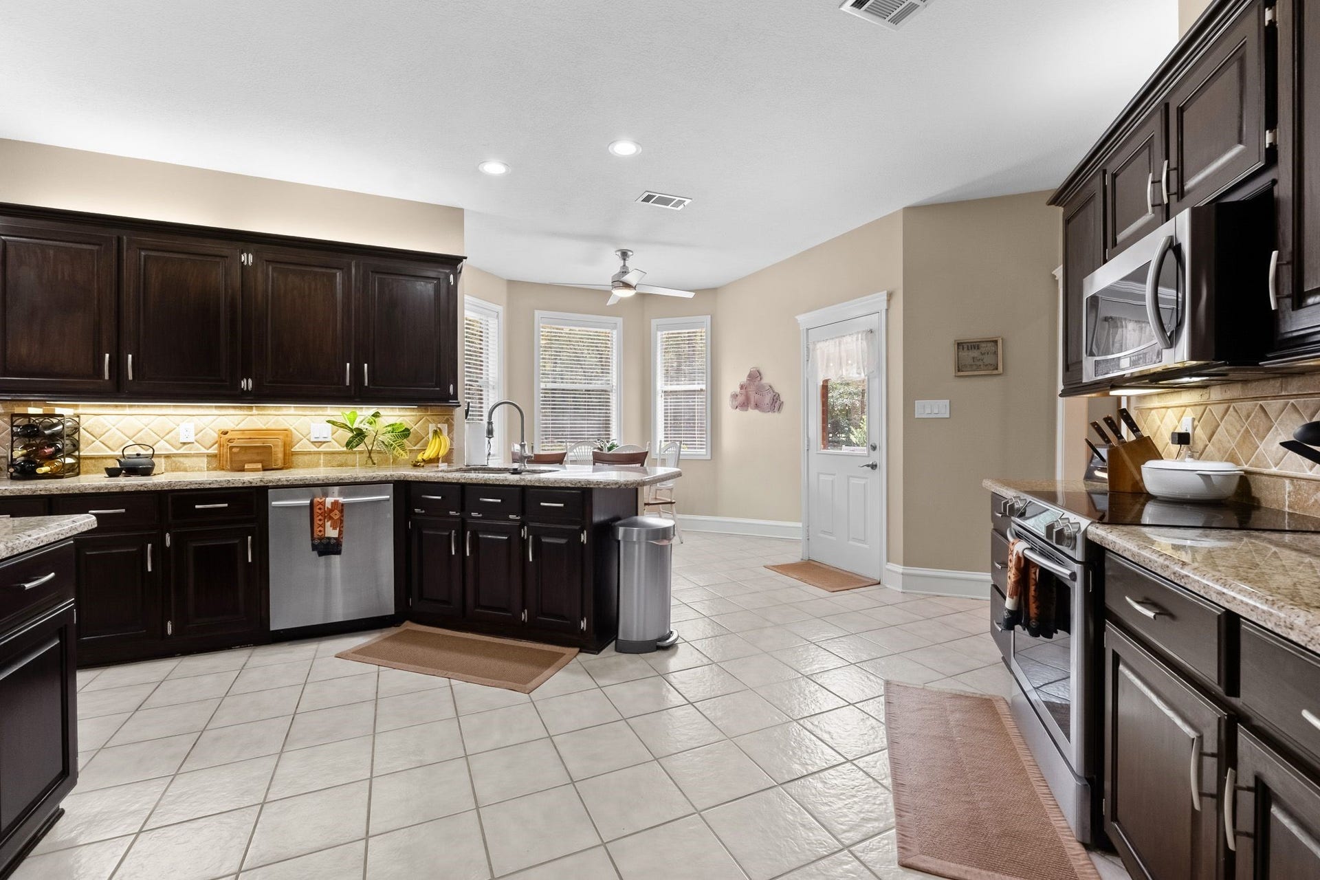 1702 Country Creek Court, Magnolia, TX 77354 1702 Country Creek Court, Magnolia, TX 77354