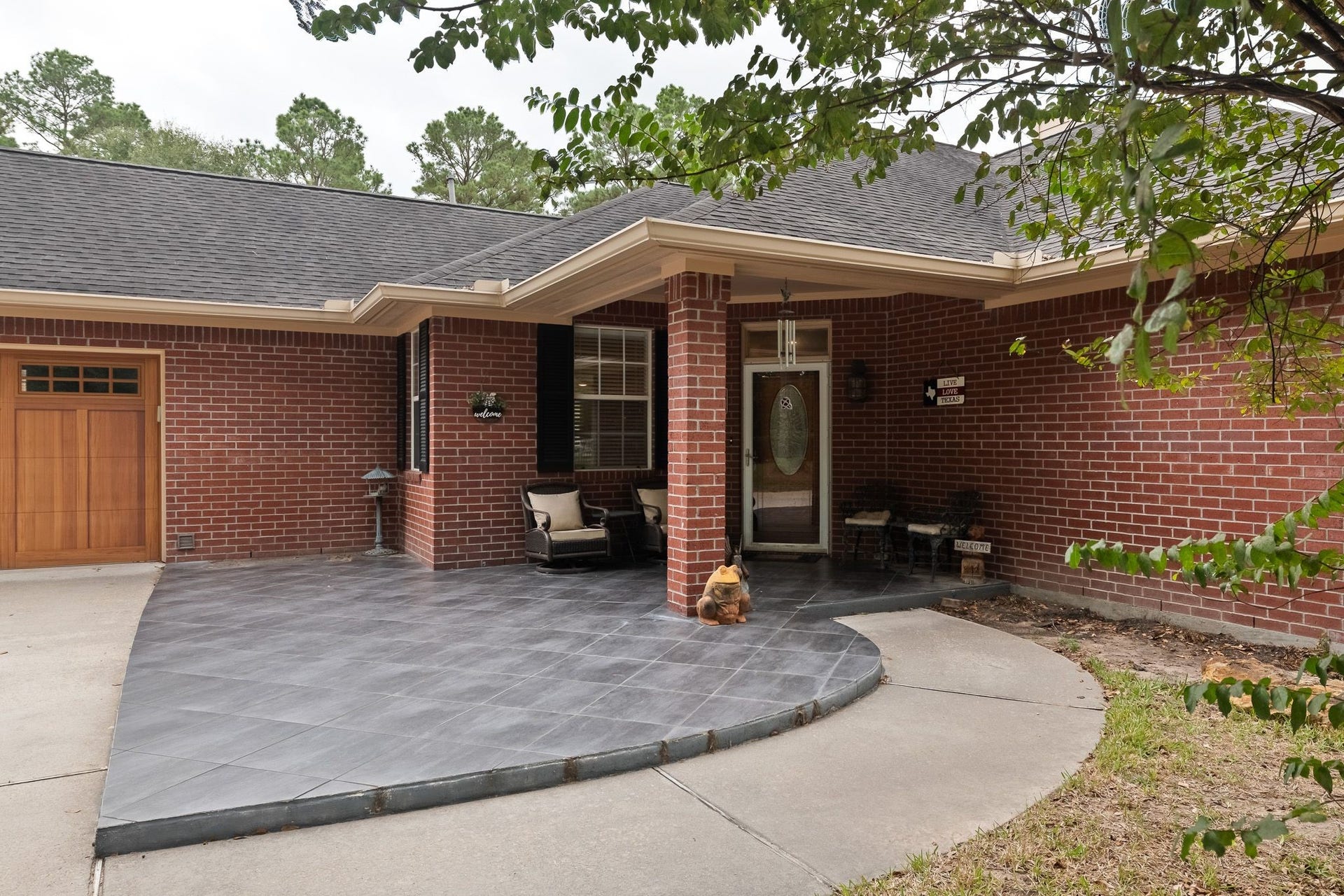 1702 Country Creek Court, Magnolia, TX 77354 1702 Country Creek Court, Magnolia, TX 77354