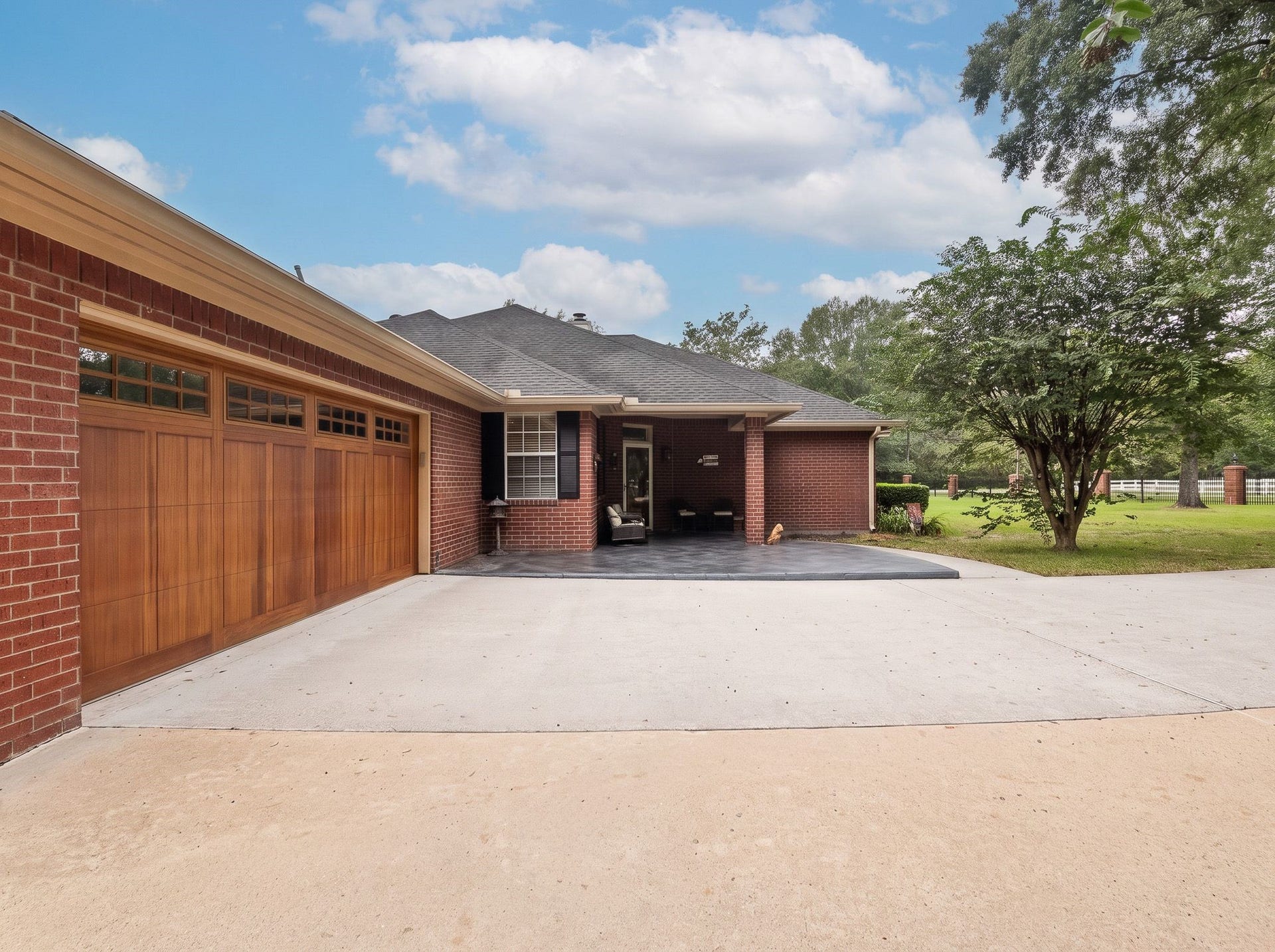 1702 Country Creek Court, Magnolia, TX 77354 1702 Country Creek Court, Magnolia, TX 77354