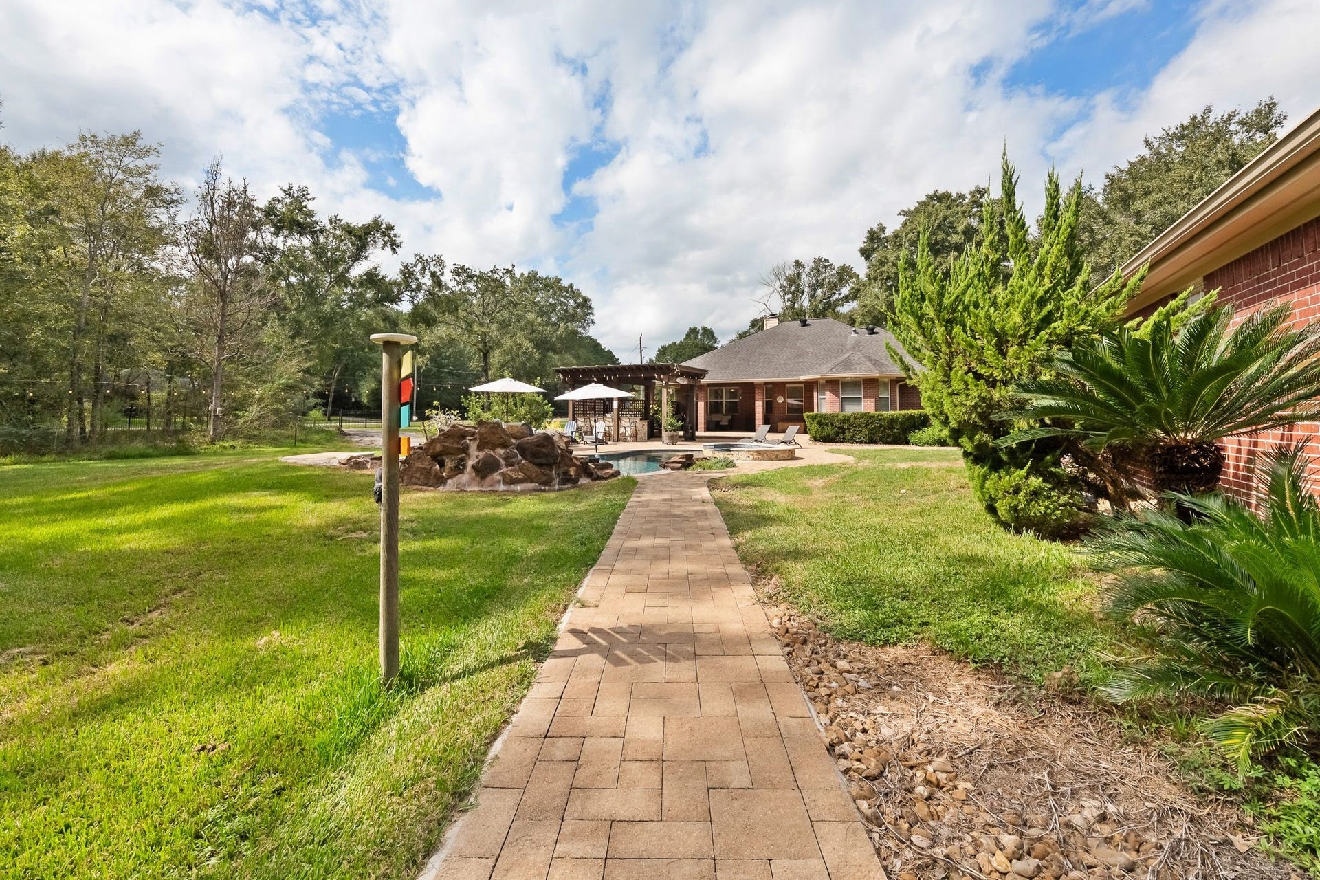 1702 Country Creek Court, Magnolia, TX 77354 1702 Country Creek Court, Magnolia, TX 77354