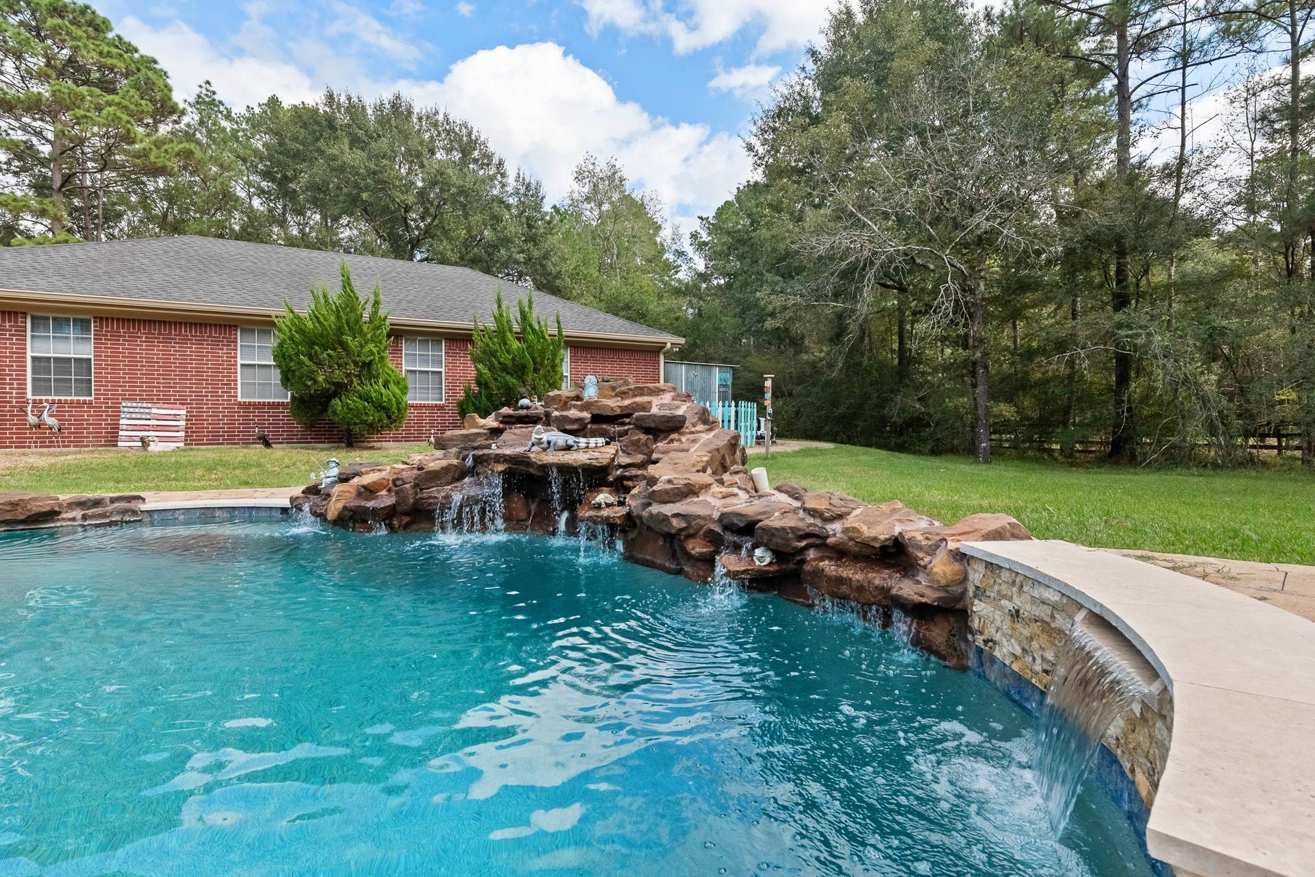 1702 Country Creek Court, Magnolia, TX 77354 1702 Country Creek Court, Magnolia, TX 77354