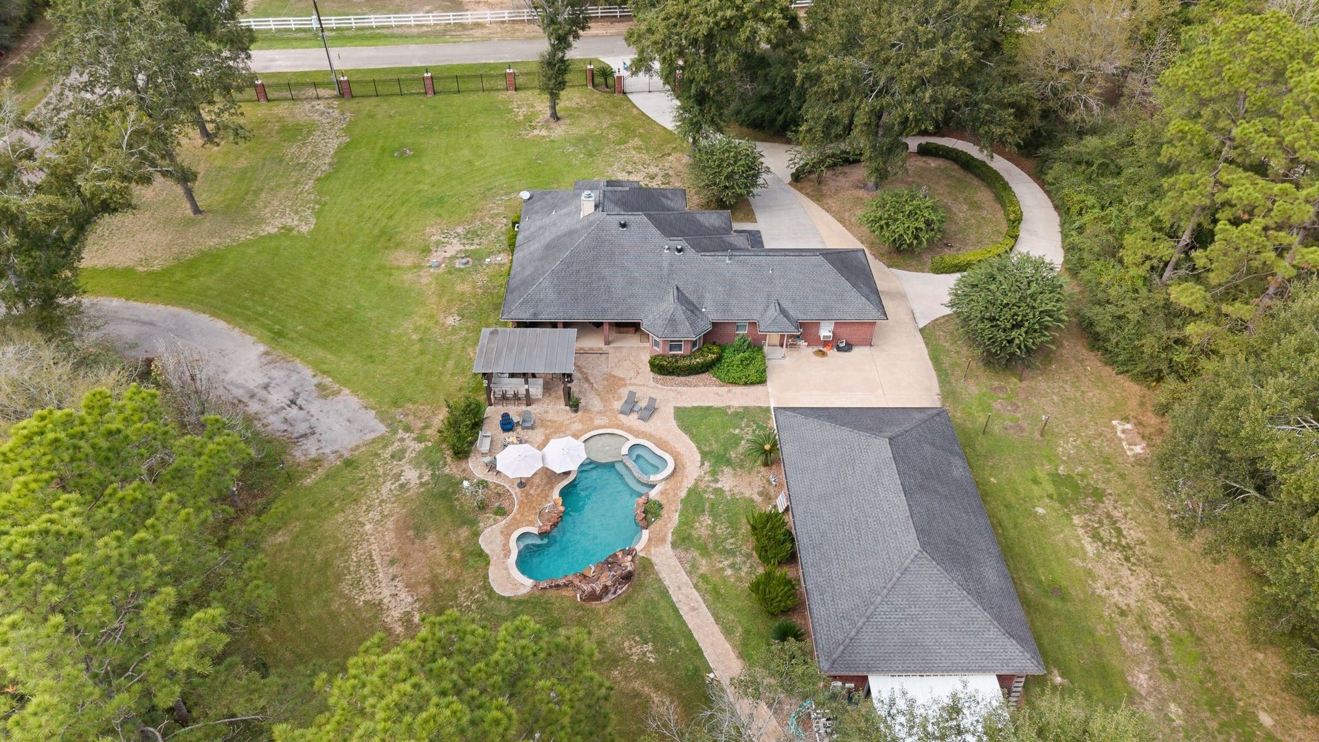 1702 Country Creek Court, Magnolia, TX 77354 1702 Country Creek Court, Magnolia, TX 77354