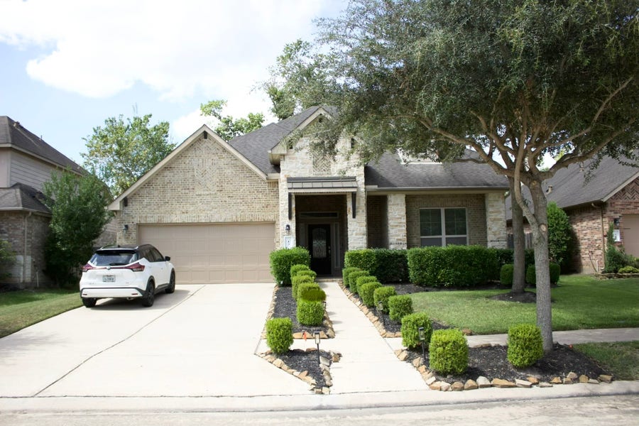 Property photo for 13 Assisi Way Lane, Missouri City, TX