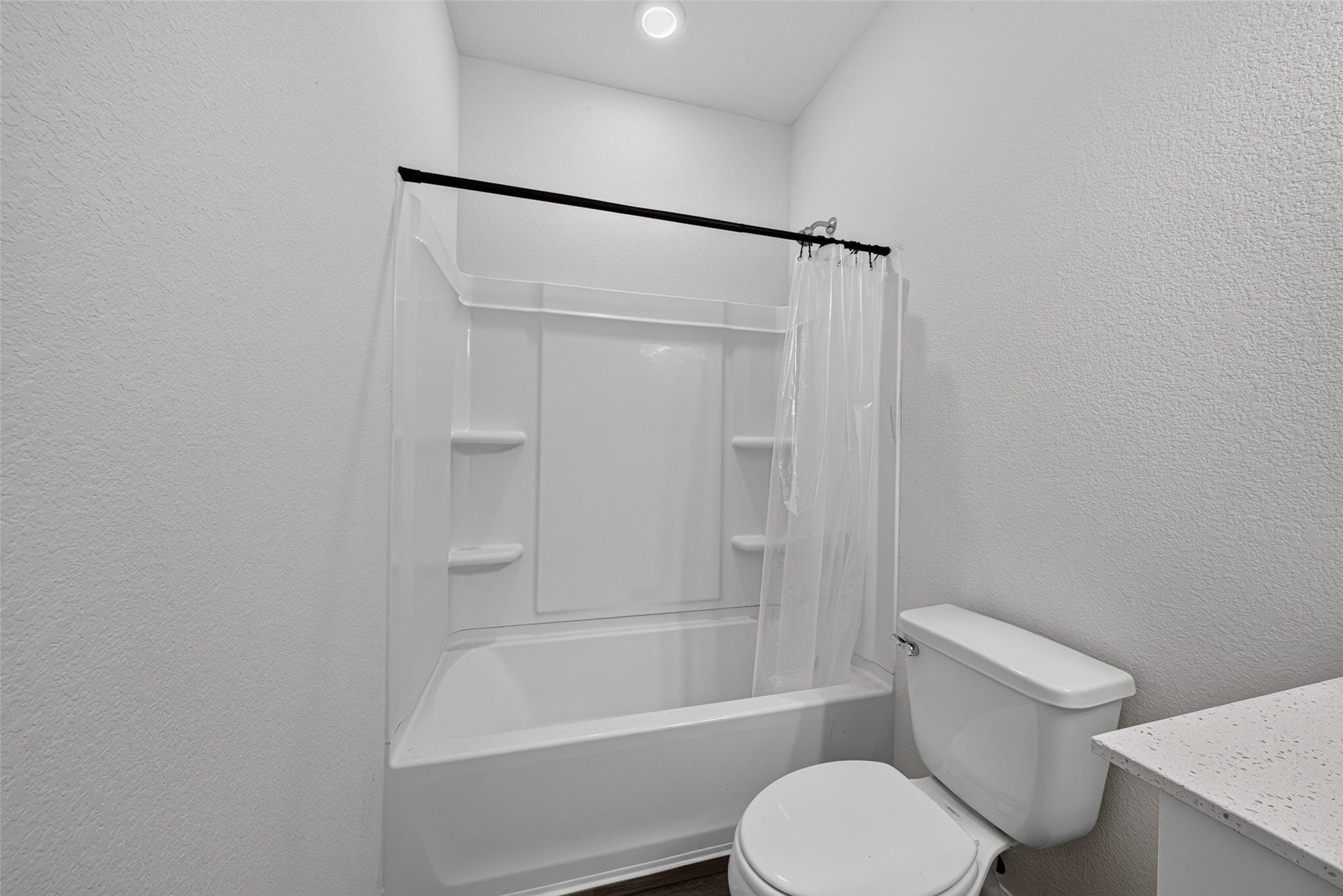 980 Blue Beech Lane, Brookshire, TX 77423 Primary Bath