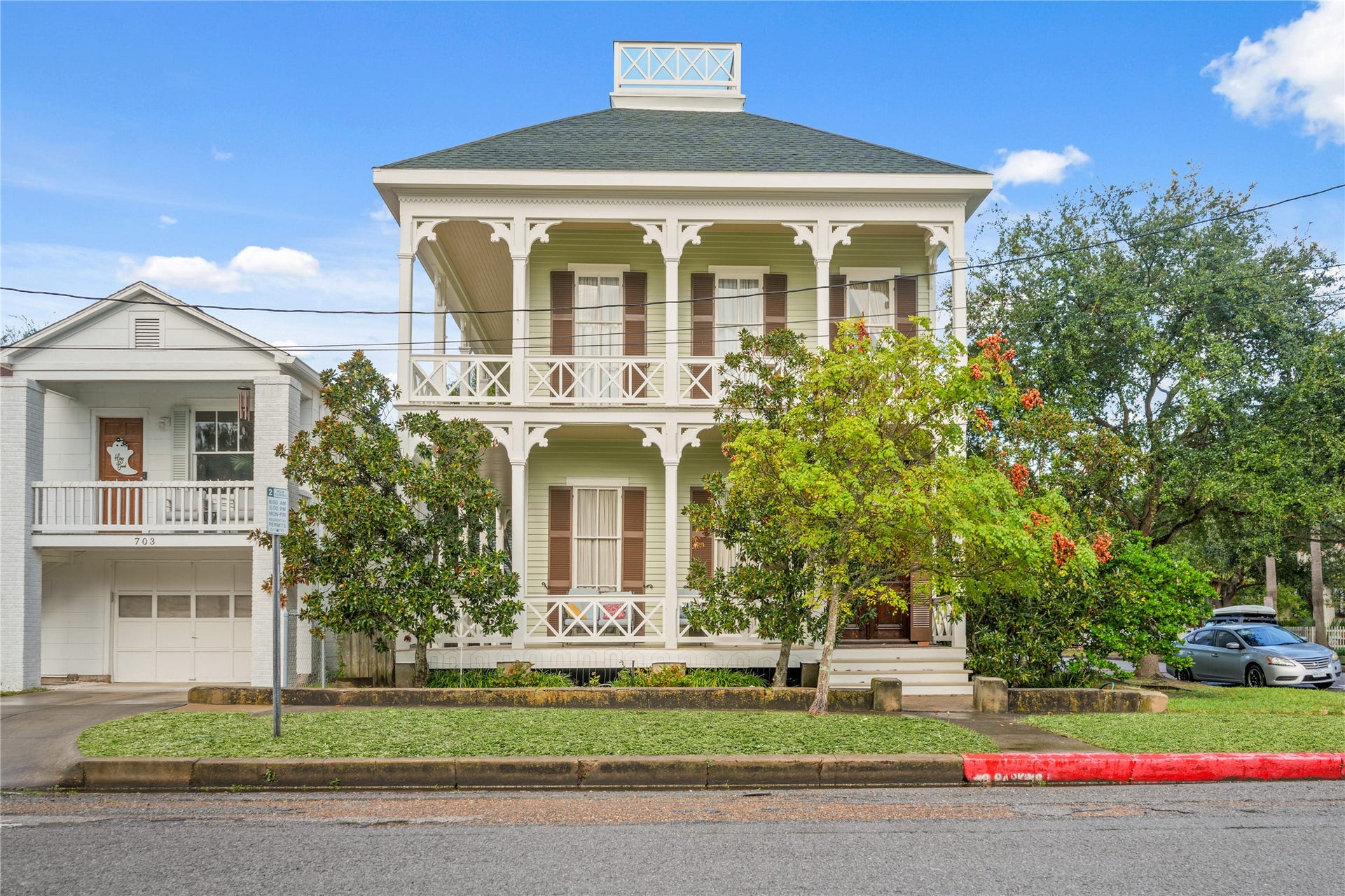 701 12th Street, Galveston, TX 77550 701 12th Street, Galveston, TX 77550