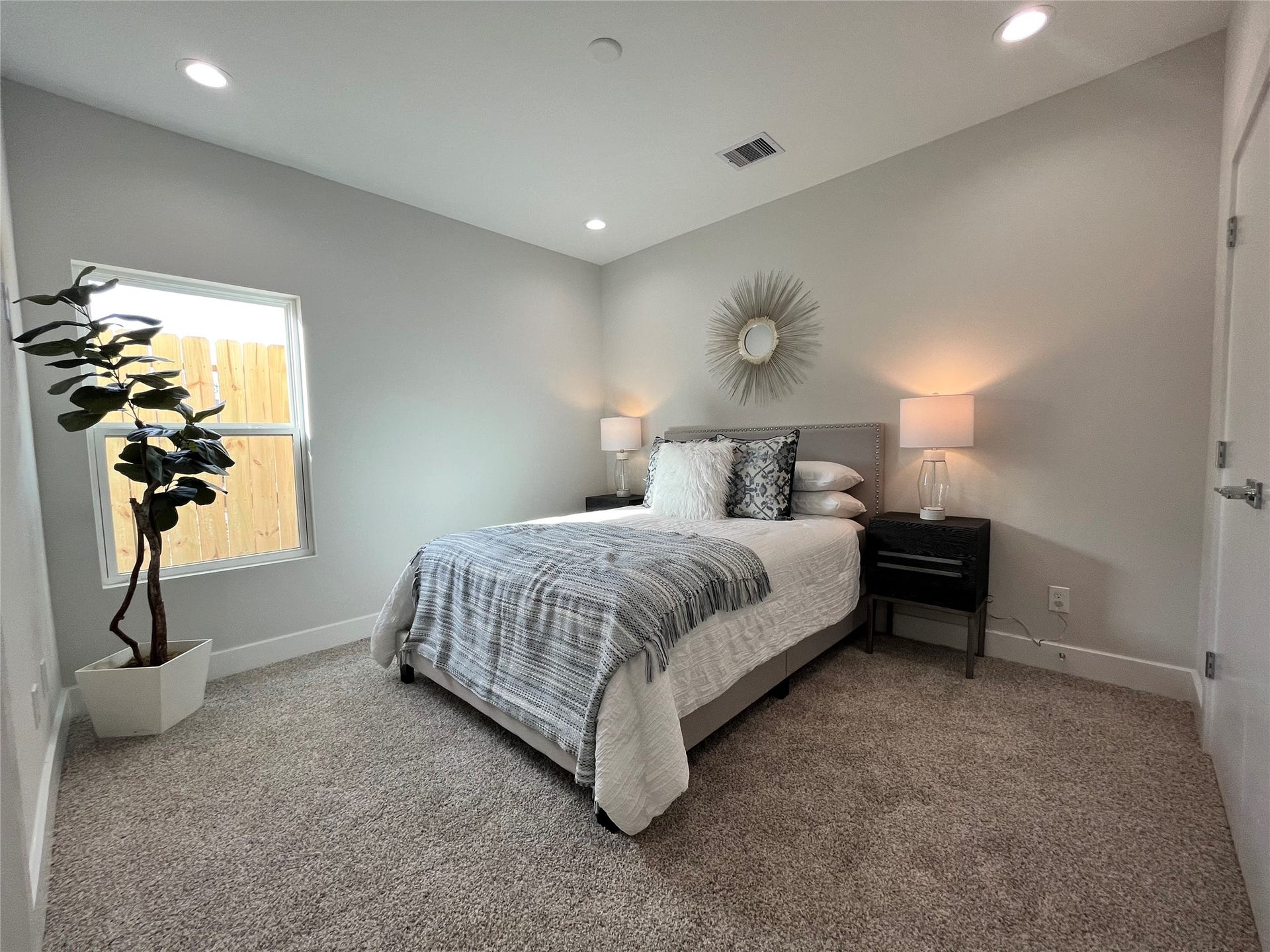 774 Paul Quinn, #B, Houston, TX 77091 774 Paul Quinn, #B, Houston, TX 77091