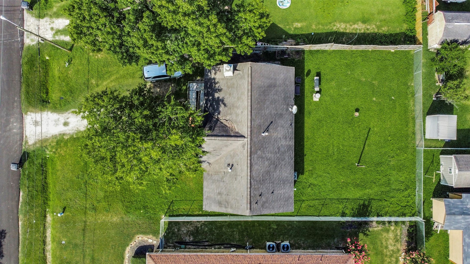 3421 Hardie Street, Houston, TX 77026 3421 Hardie Street, Houston, TX 77026