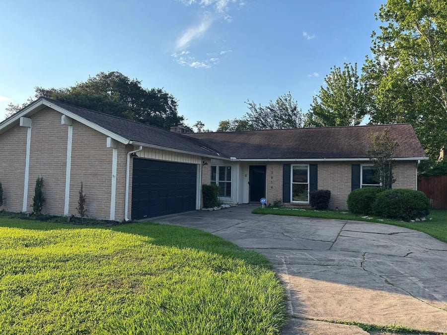 Property photo for 13814 Piping Rock Lane, Houston, TX