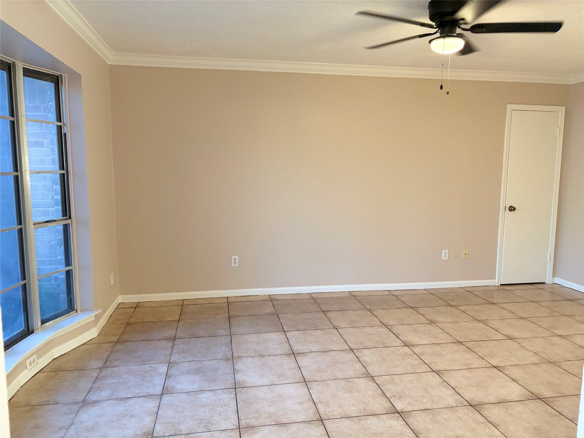826 Deerpass Drive, Channelview, TX 77530