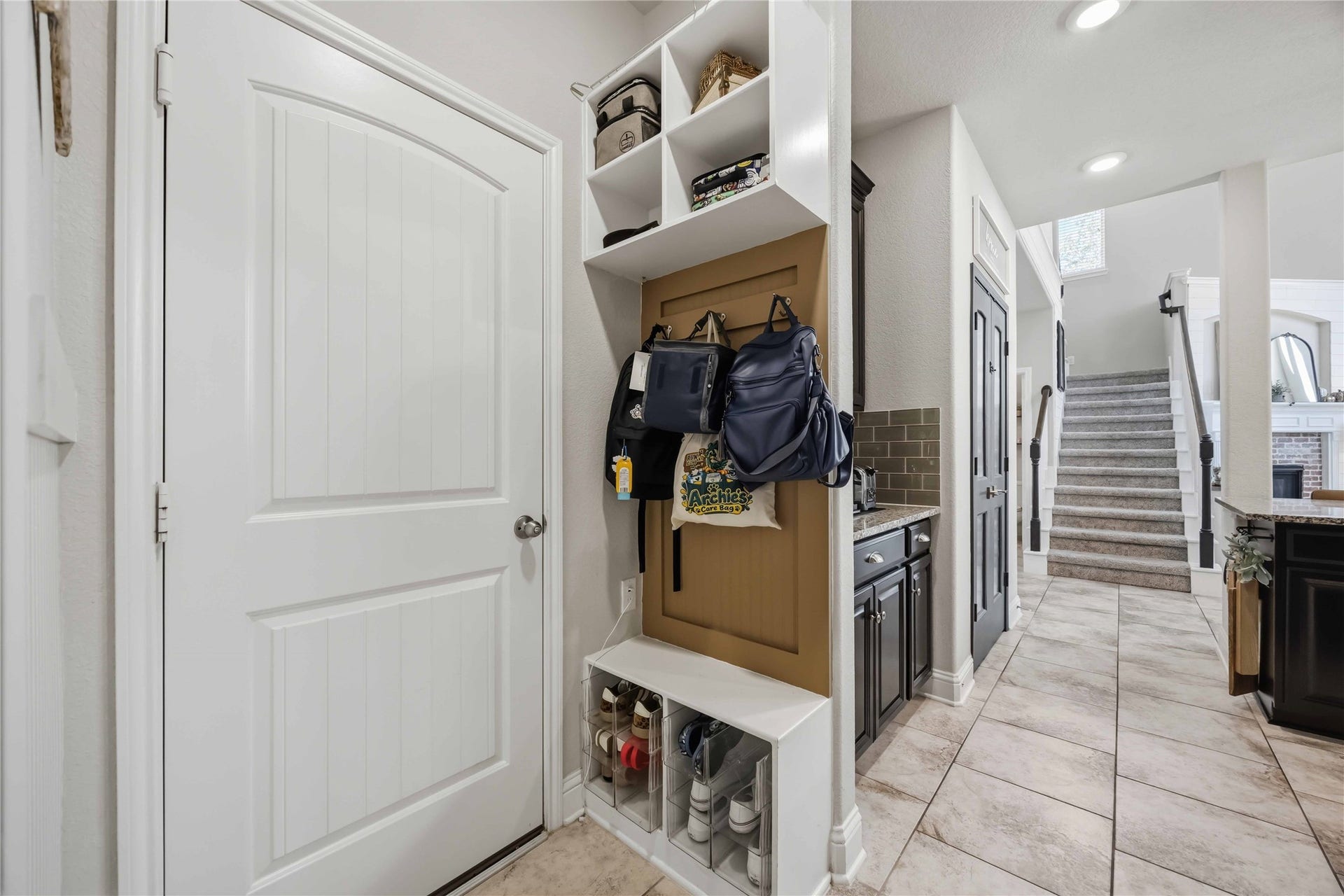 3152 Copeland Bend, Conroe, TX 77301 A drop zone right off the entry gives backpacks, keys, and shoes a home of their own.