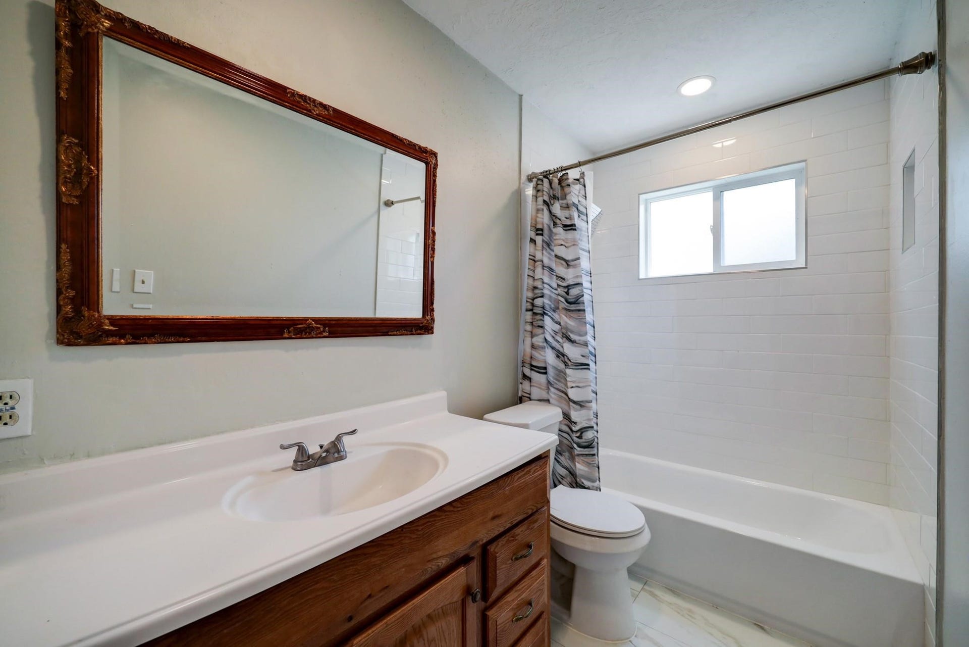 12126 Meadowhollow Drive, Stafford, TX 77477 12126 Meadowhollow Drive, Stafford, TX 77477