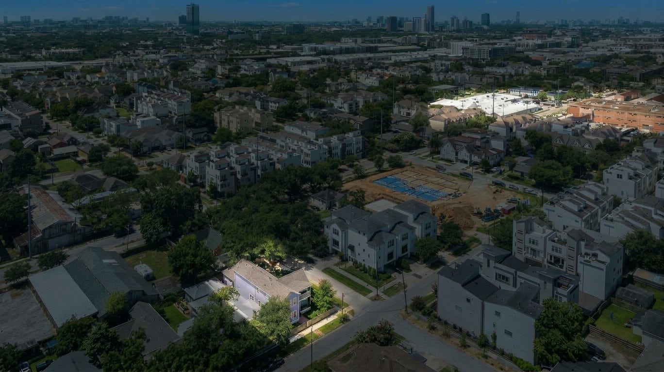 1521 Ovid Street, Houston, TX 77007 This picture highlights the walkable proximity of Ovid to some of Arts District Houston's artist studio buildings. Just a few blocks away and a leisurely stroll down the hike and bike trail less than 1 block from your front door!