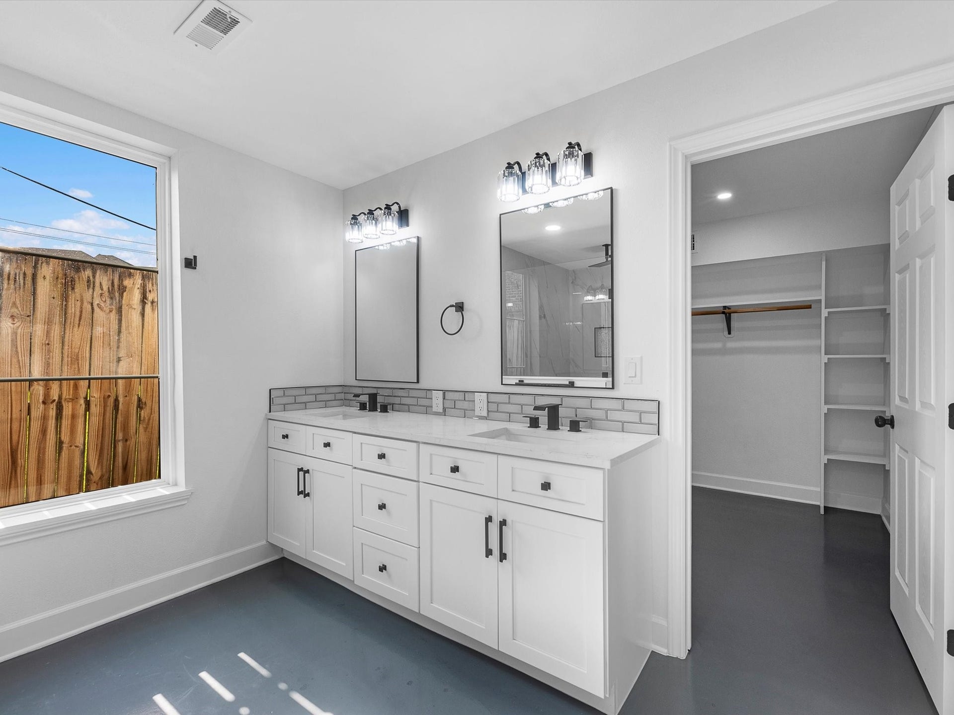 3210 Elmridge Street, Houston, TX 77025 3210 Elmridge Street, Houston, TX 77025