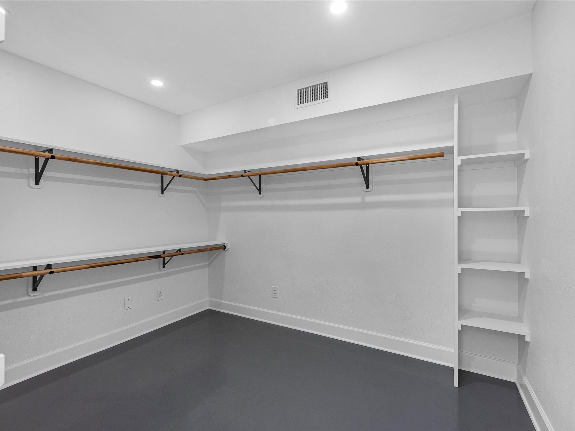 3210 Elmridge Street, Houston, TX 77025 3210 Elmridge Street, Houston, TX 77025