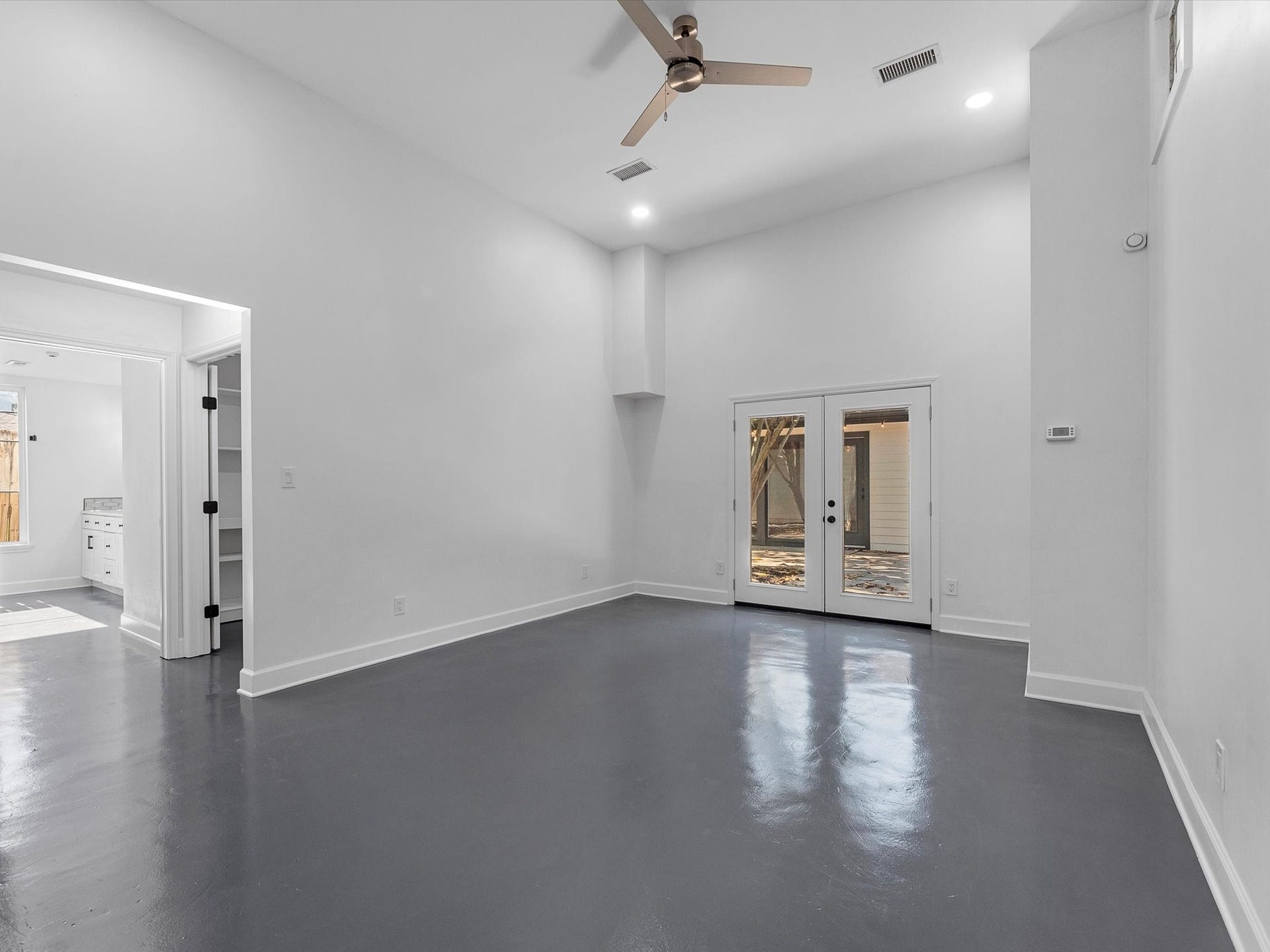 3210 Elmridge Street, Houston, TX 77025 3210 Elmridge Street, Houston, TX 77025