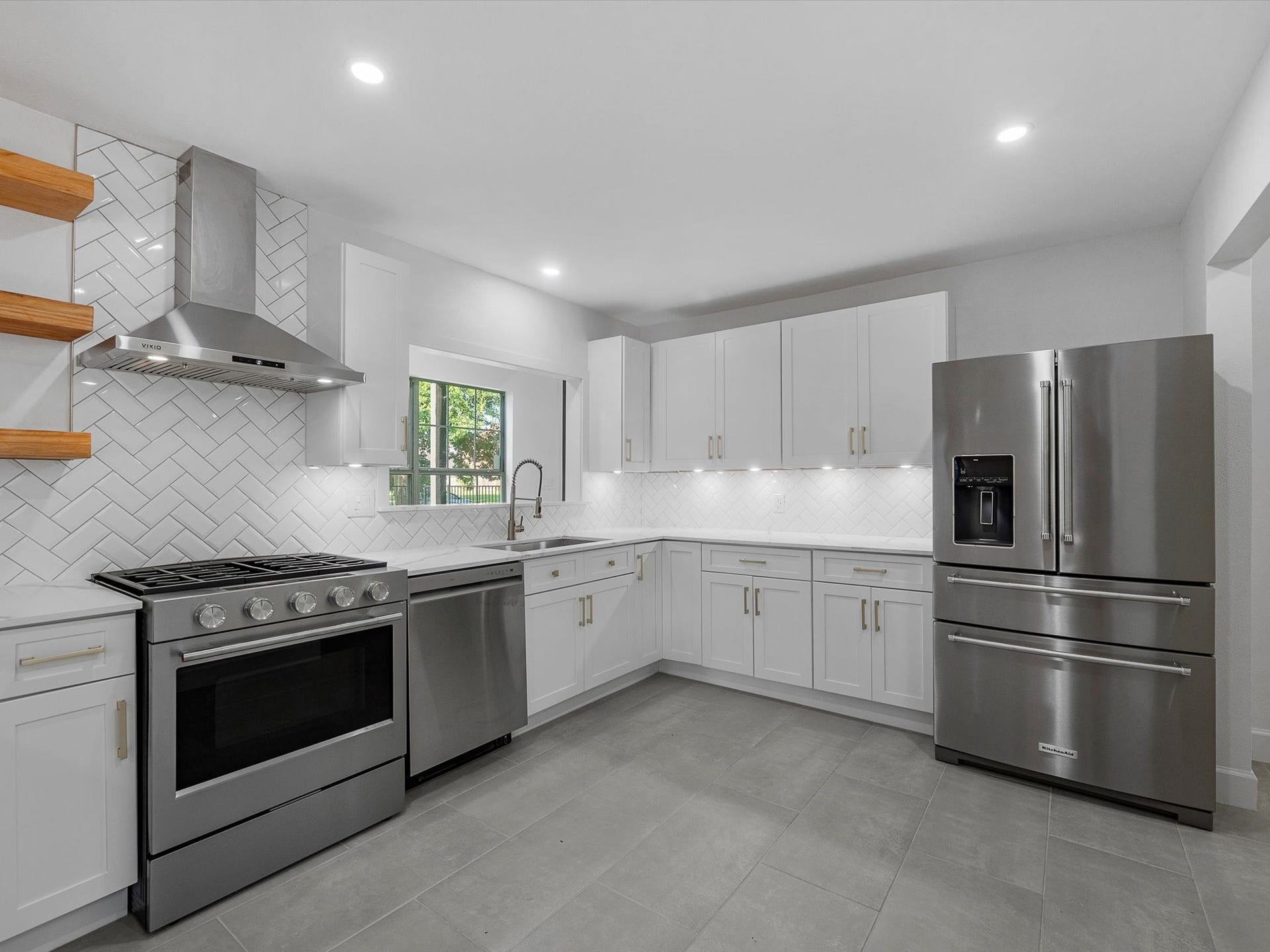 3210 Elmridge Street, Houston, TX 77025 3210 Elmridge Street, Houston, TX 77025