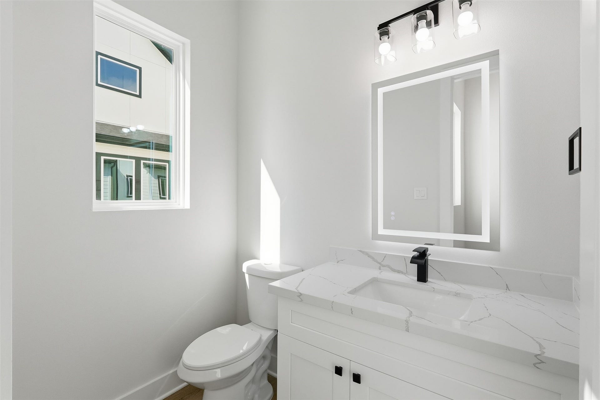 9405 Hammerly Boulevard, #B, Houston, TX 77080