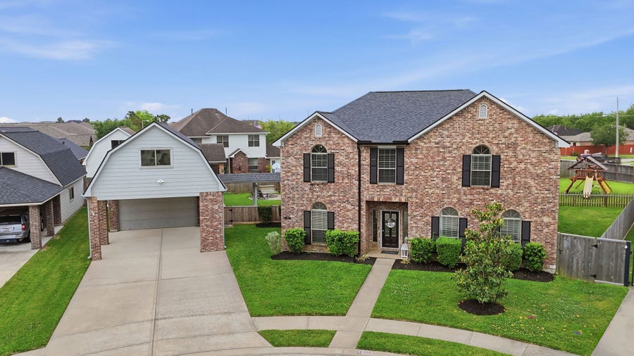 Property photo for 1815 Mojave Trail, League City, TX