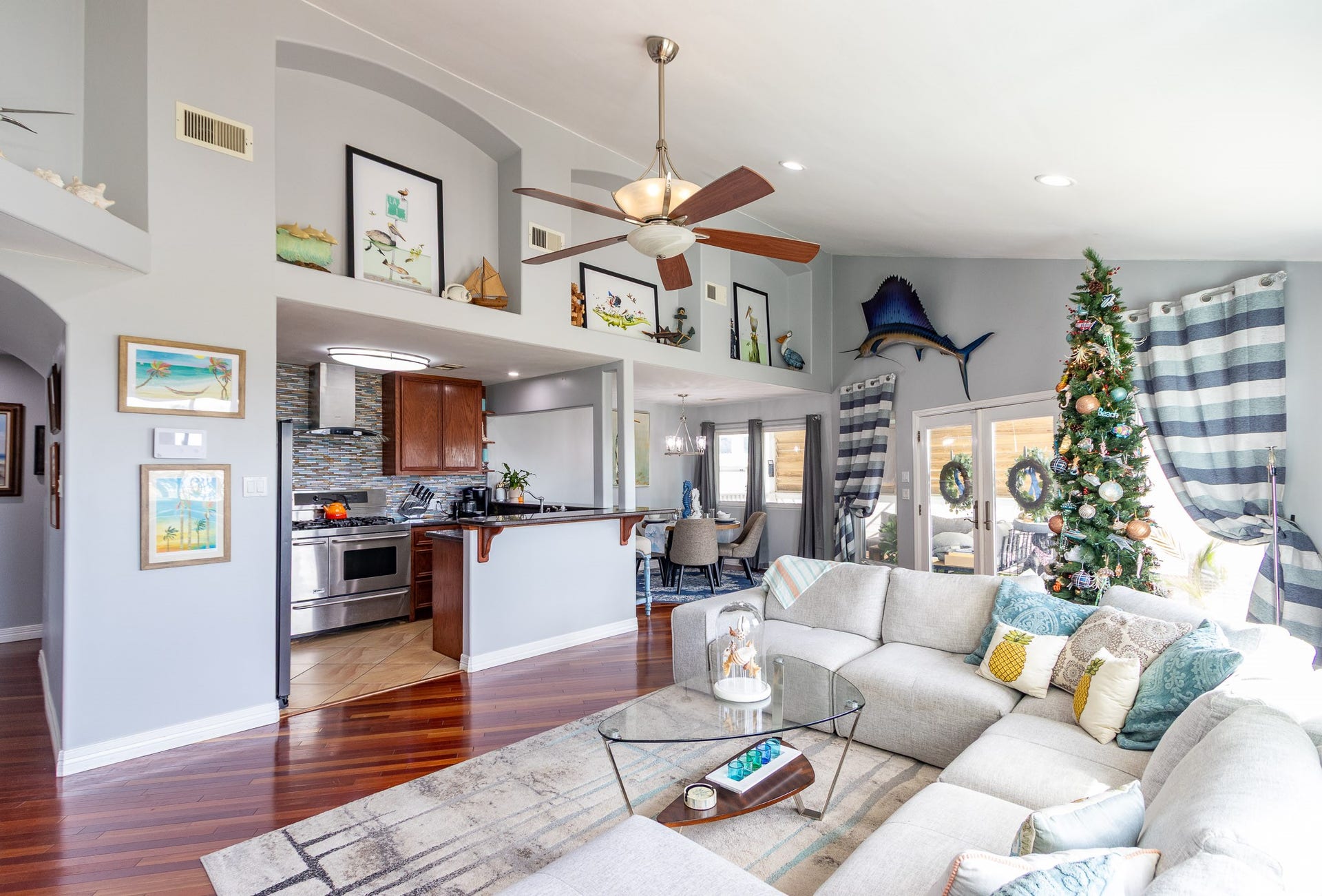 2414 Avenue P, San Leon, TX 77539 Spacious living room, bay view from the big picture windows Brazilian Hardwood Cherry floors, SS appliances