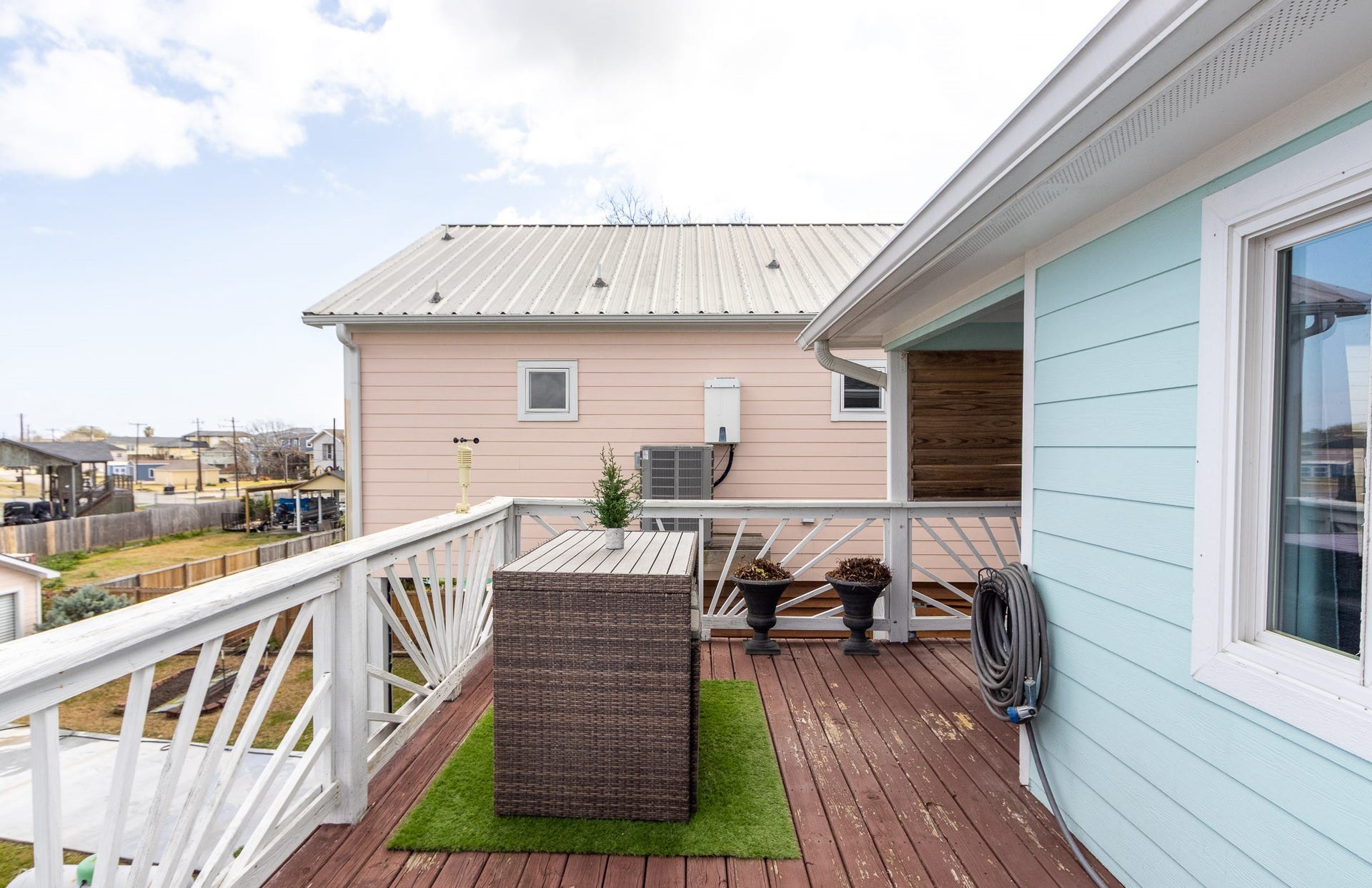 2414 Avenue P, San Leon, TX 77539 Back of deck Perfect for entertaining or relaxing.