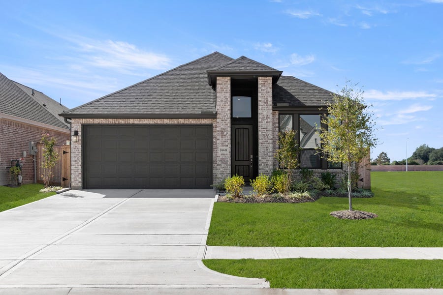 Property photo for 18611 Sweet Basil Drive, Hockley, TX