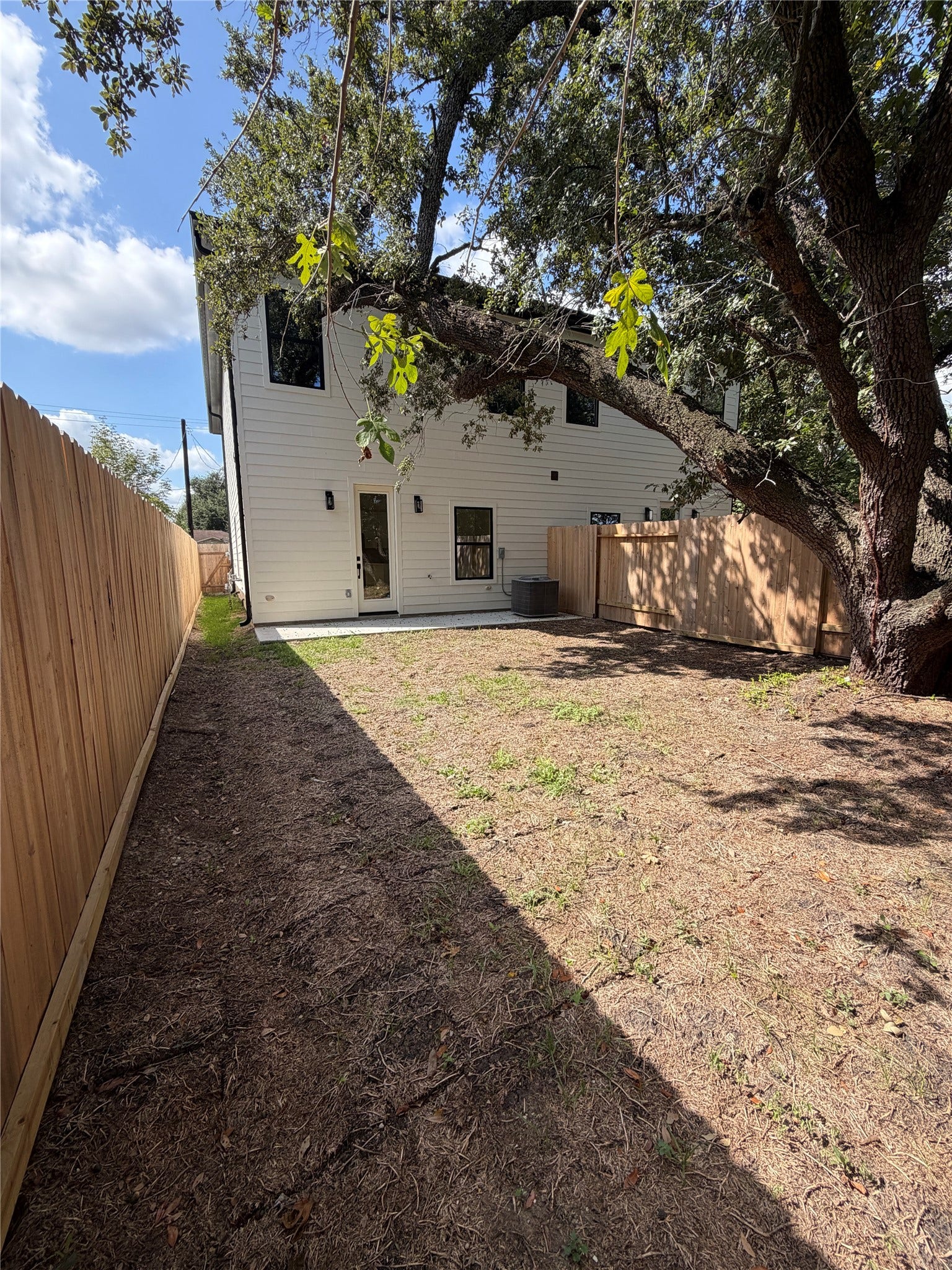 7901 Grandview Street, #B, Houston, TX 77051 7901 Grandview Street, #B, Houston, TX 77051