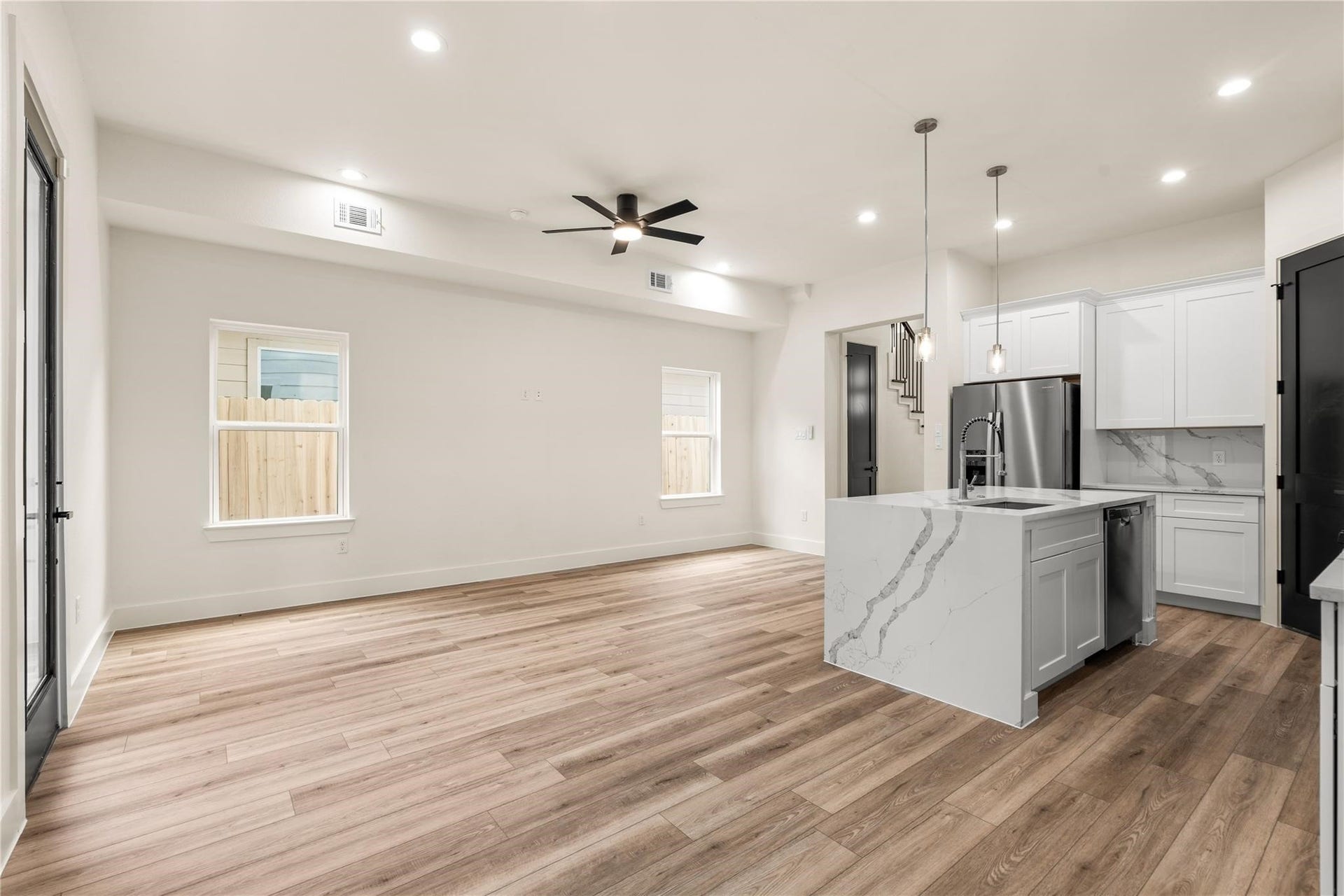 7901 Grandview Street, #B, Houston, TX 77051 7901 Grandview Street, #B, Houston, TX 77051