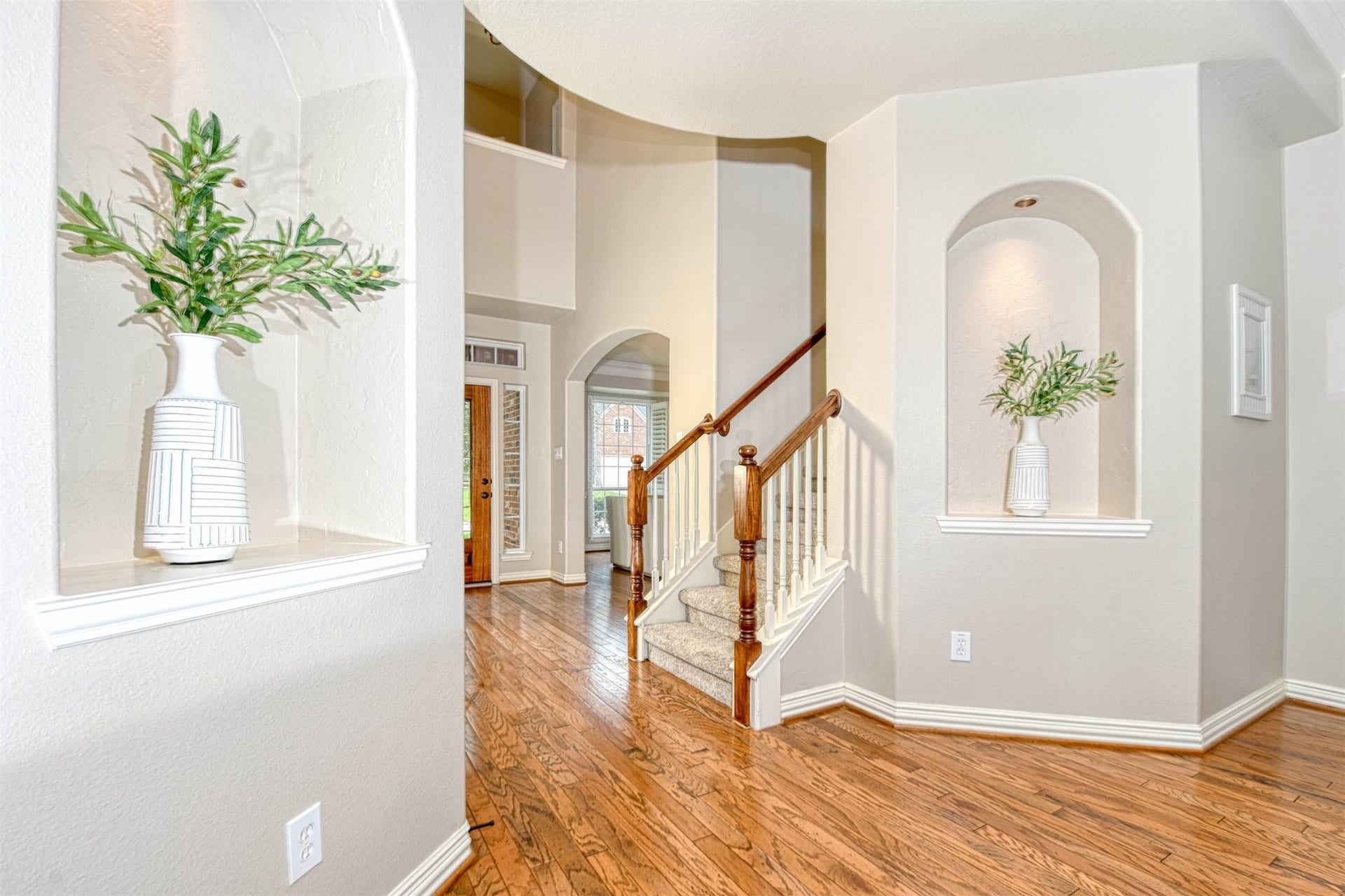 15 E Scribewood Circle, Montgomery, TX 77382 15 E Scribewood Circle, Montgomery, TX 77382