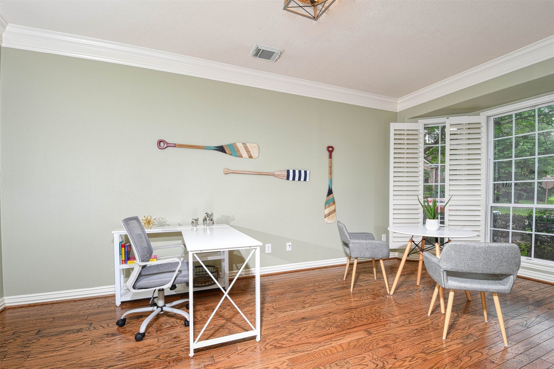 15 E Scribewood Circle, Montgomery, TX 77382 15 E Scribewood Circle, Montgomery, TX 77382