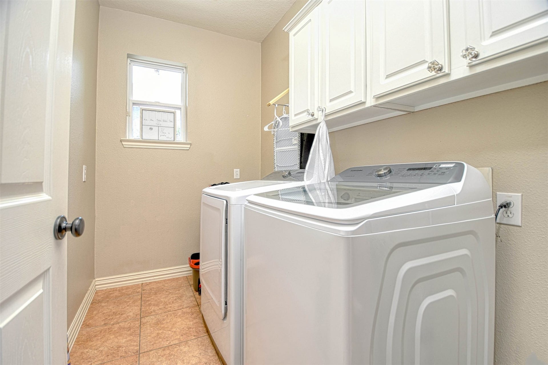 15 E Scribewood Circle, Montgomery, TX 77382 15 E Scribewood Circle, Montgomery, TX 77382