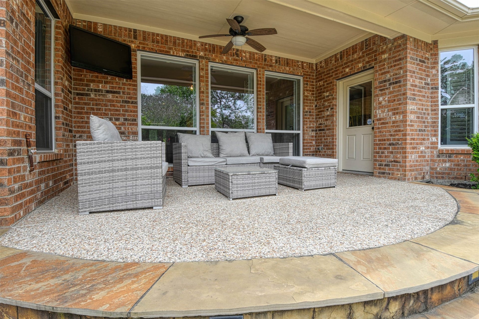 15 E Scribewood Circle, Montgomery, TX 77382 15 E Scribewood Circle, Montgomery, TX 77382