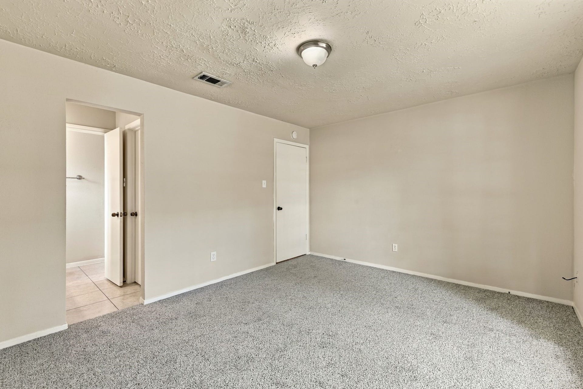 4426 Burkegate Drive, Spring, TX 77373 4426 Burkegate Drive, Spring, TX 77373