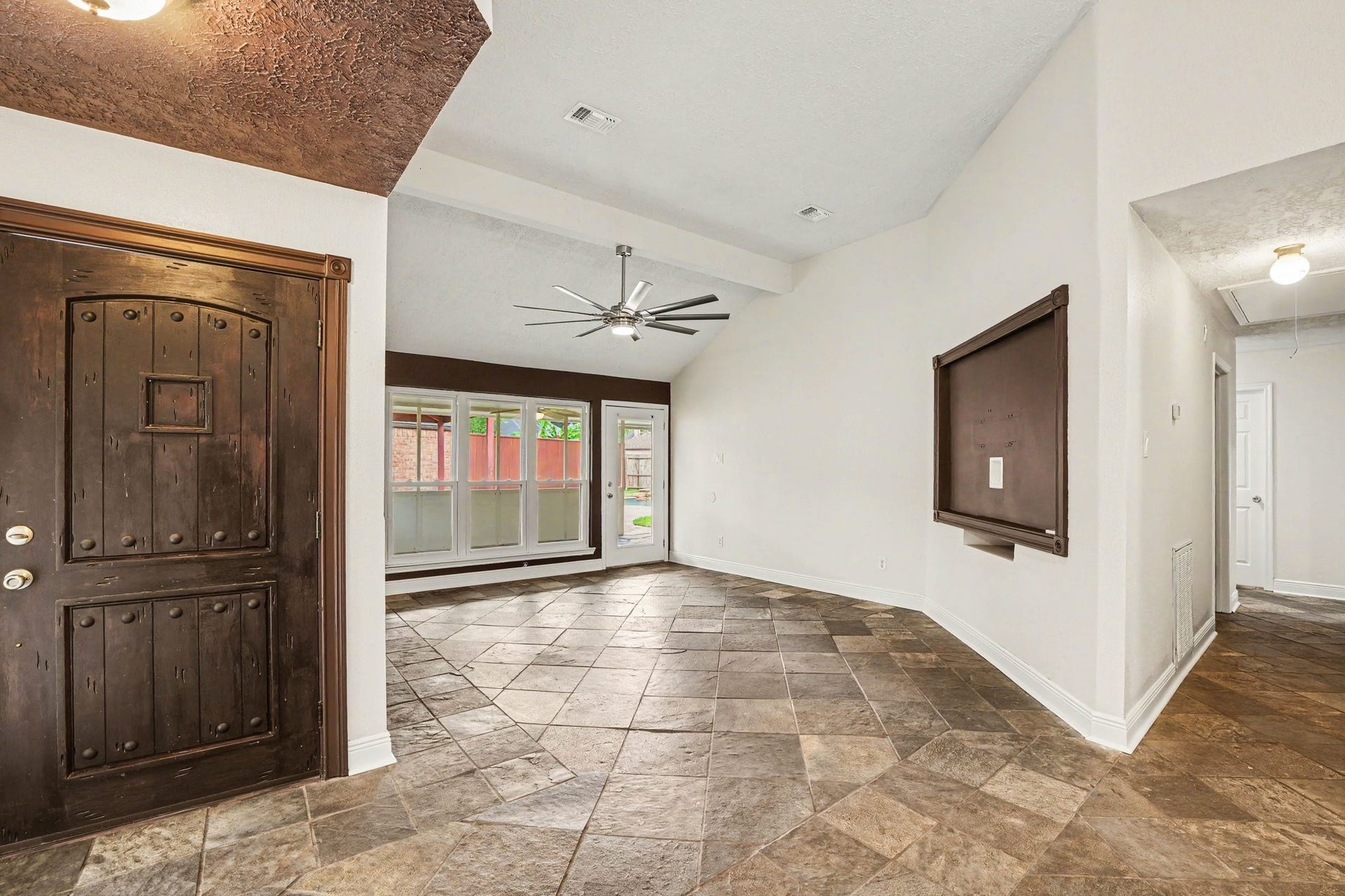 1927 Barronett Bend, Sugar Land, TX 77478 1927 Barronett Bend, Sugar Land, TX 77478